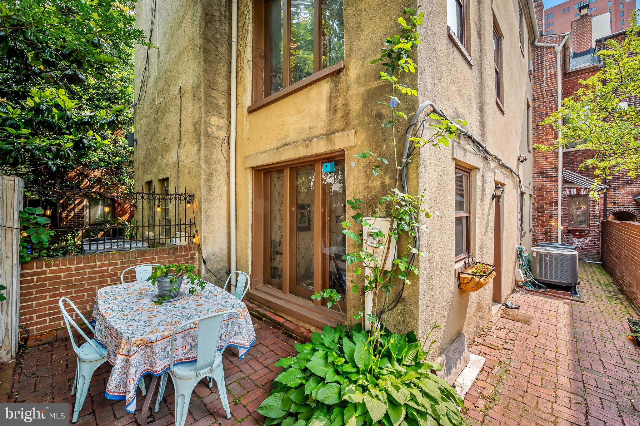 522 S HANOVER STREET