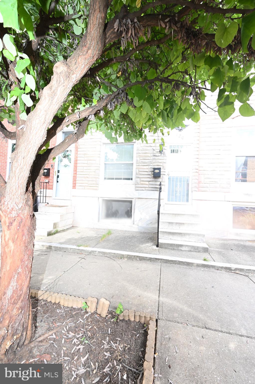 120 N KENWOOD AVENUE