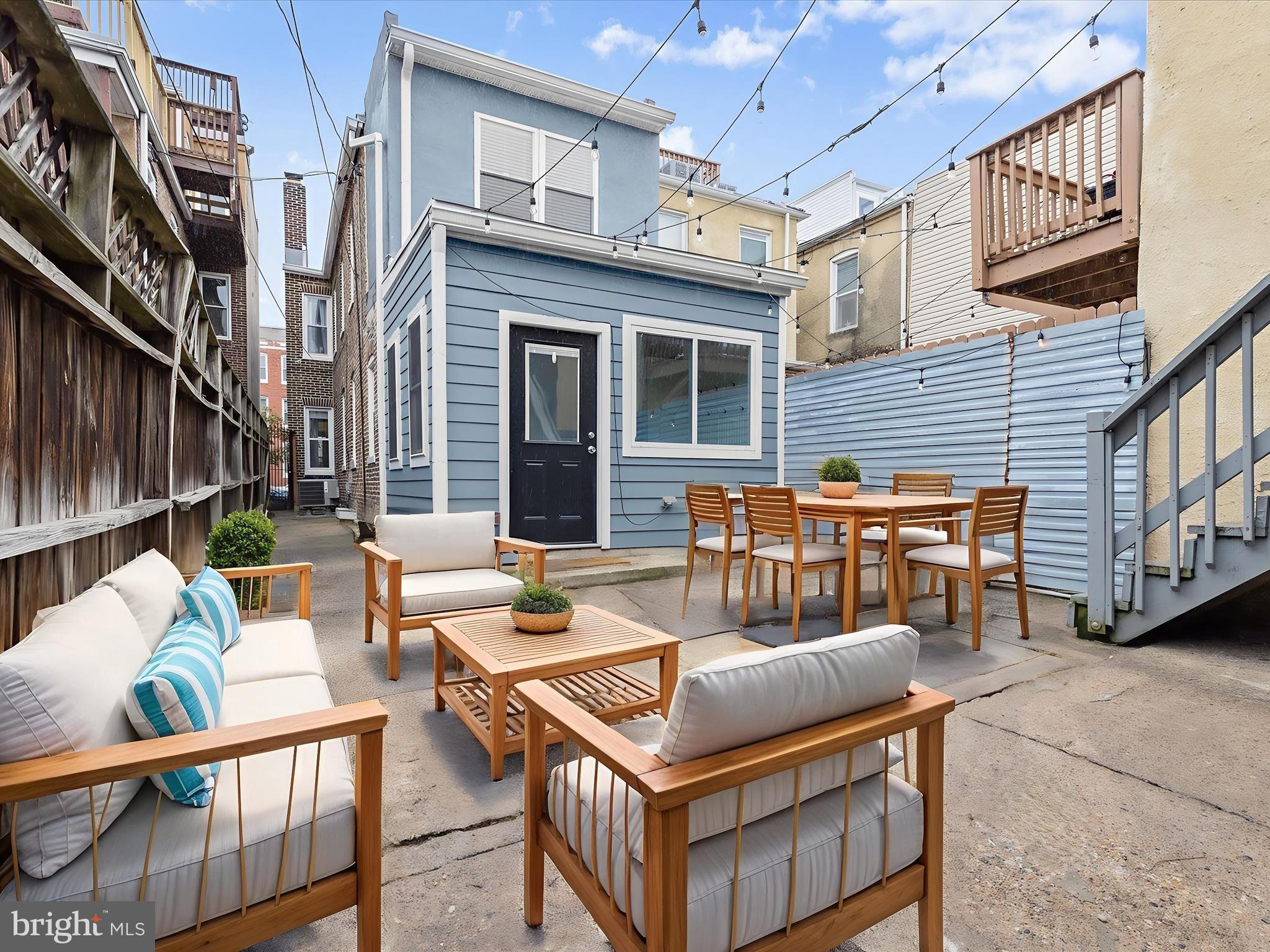 1512 S CHARLES STREET