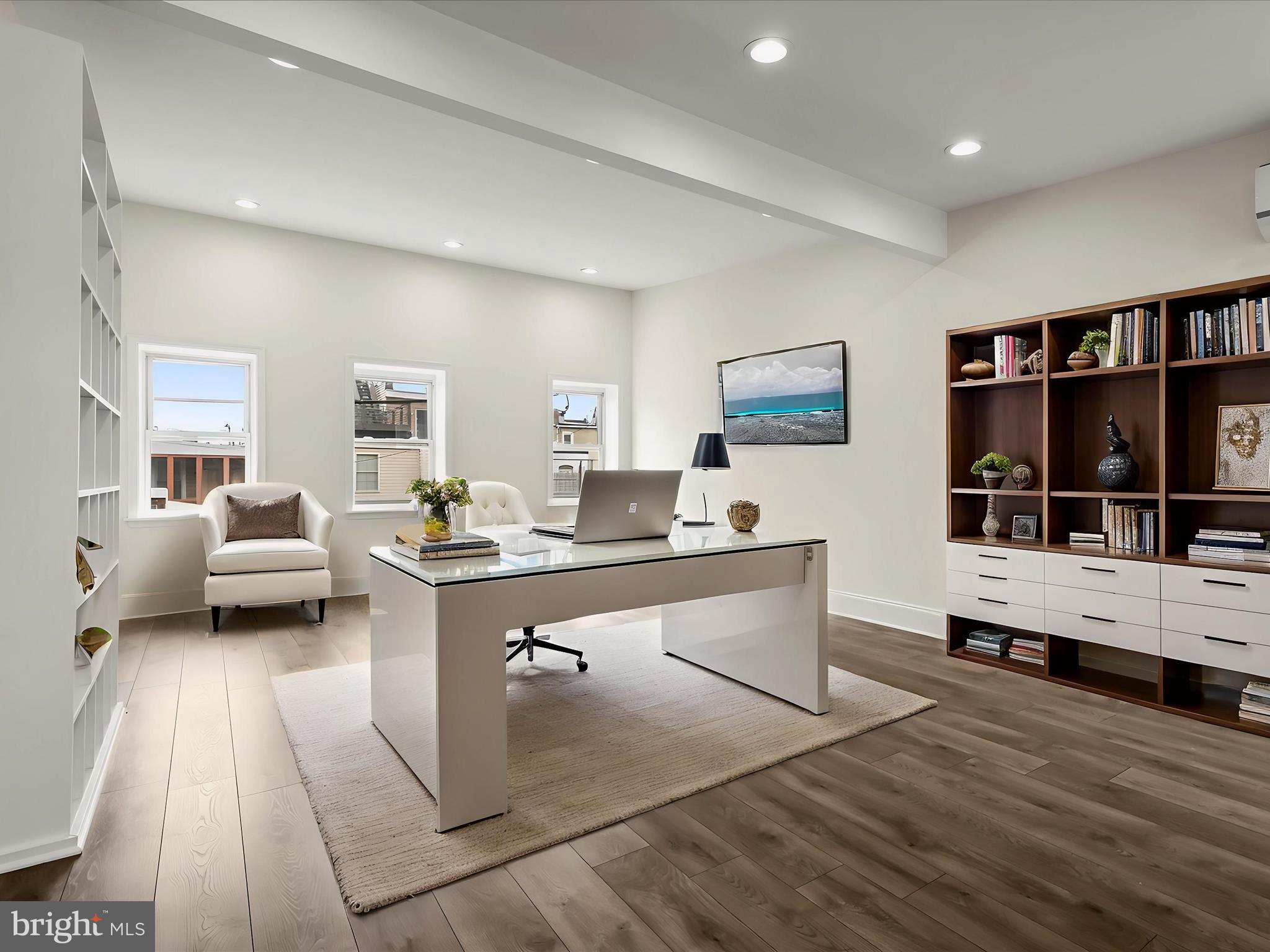 1512 S CHARLES STREET