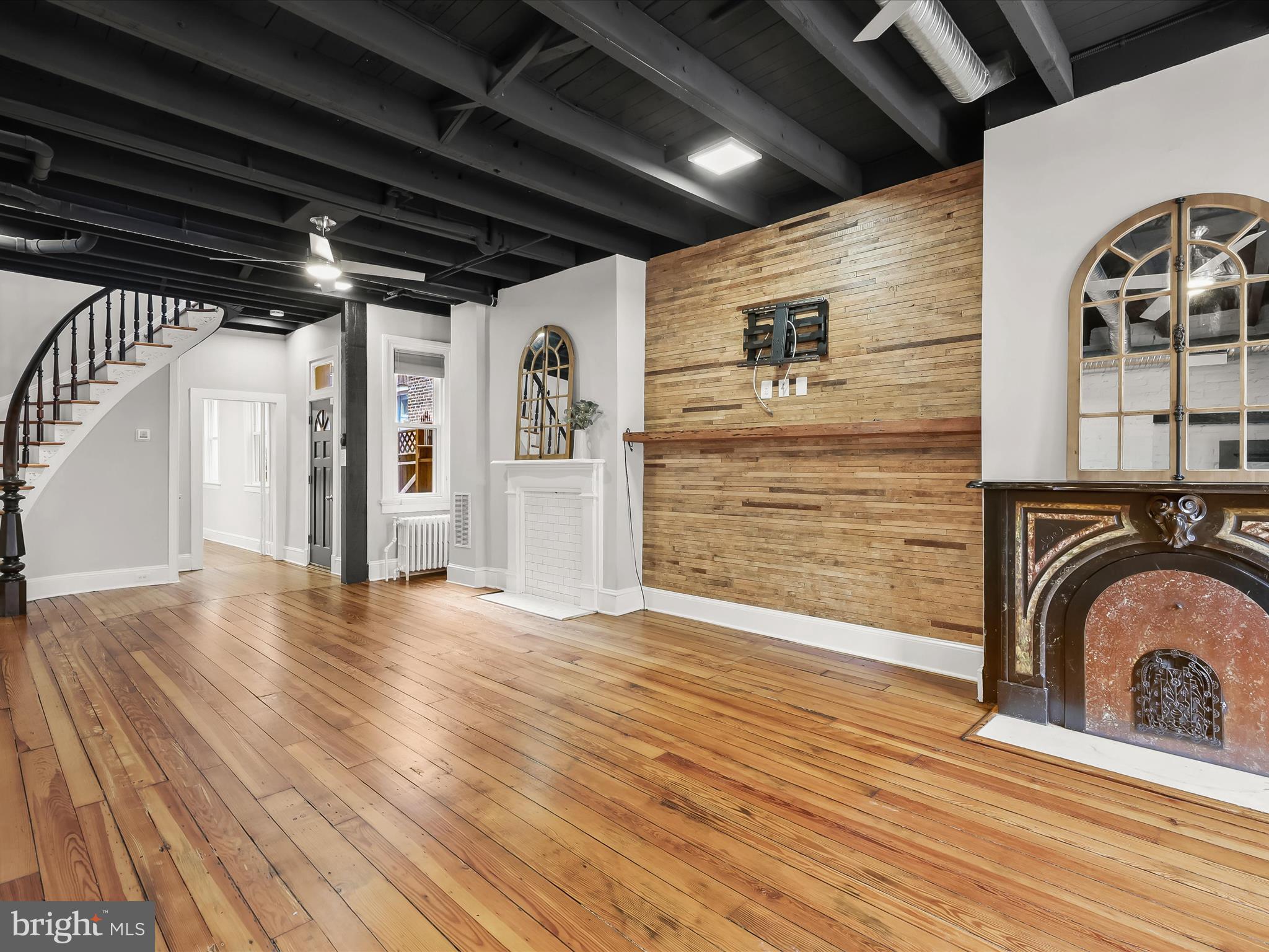 1512 S CHARLES STREET