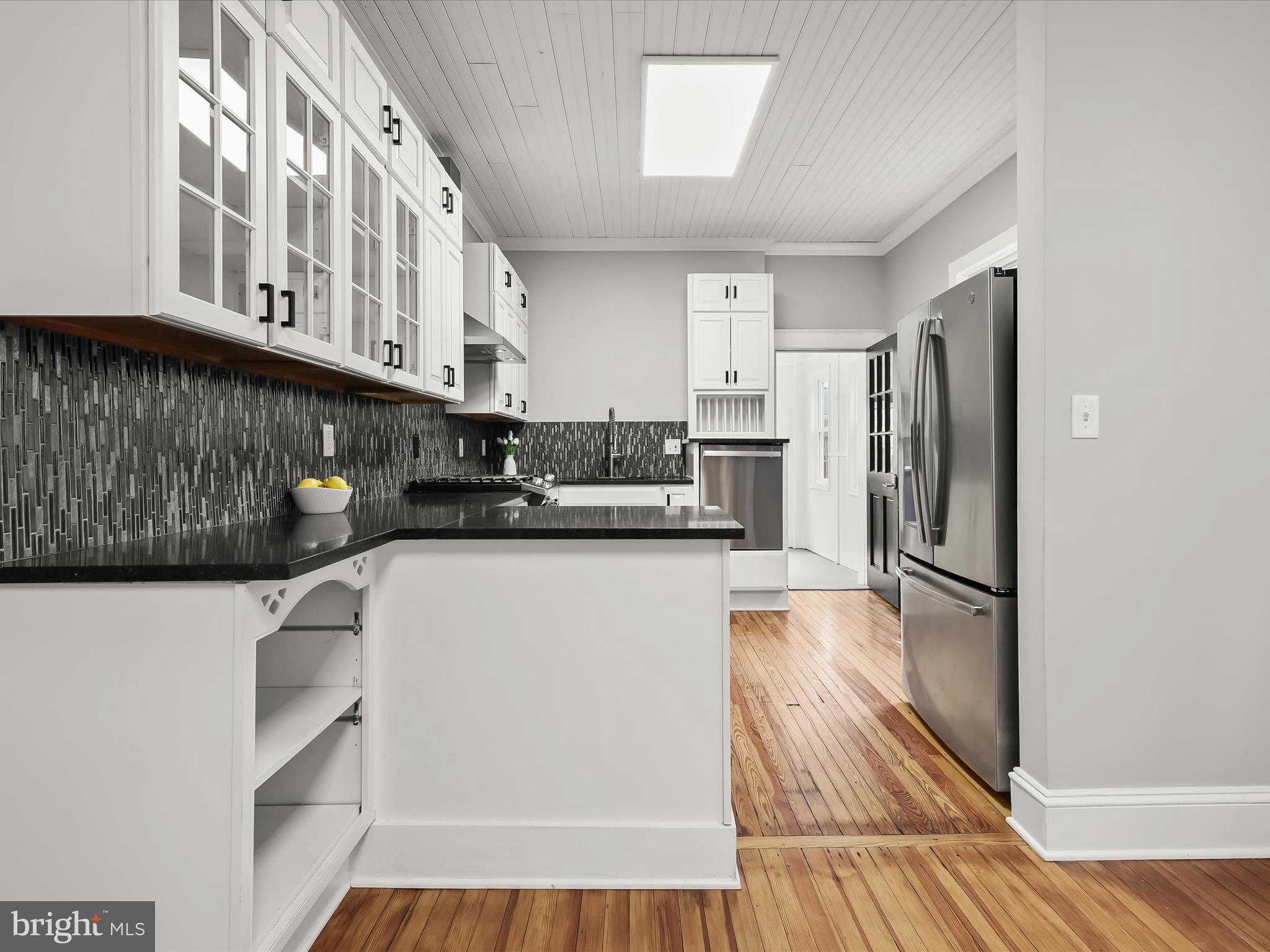 1512 S CHARLES STREET