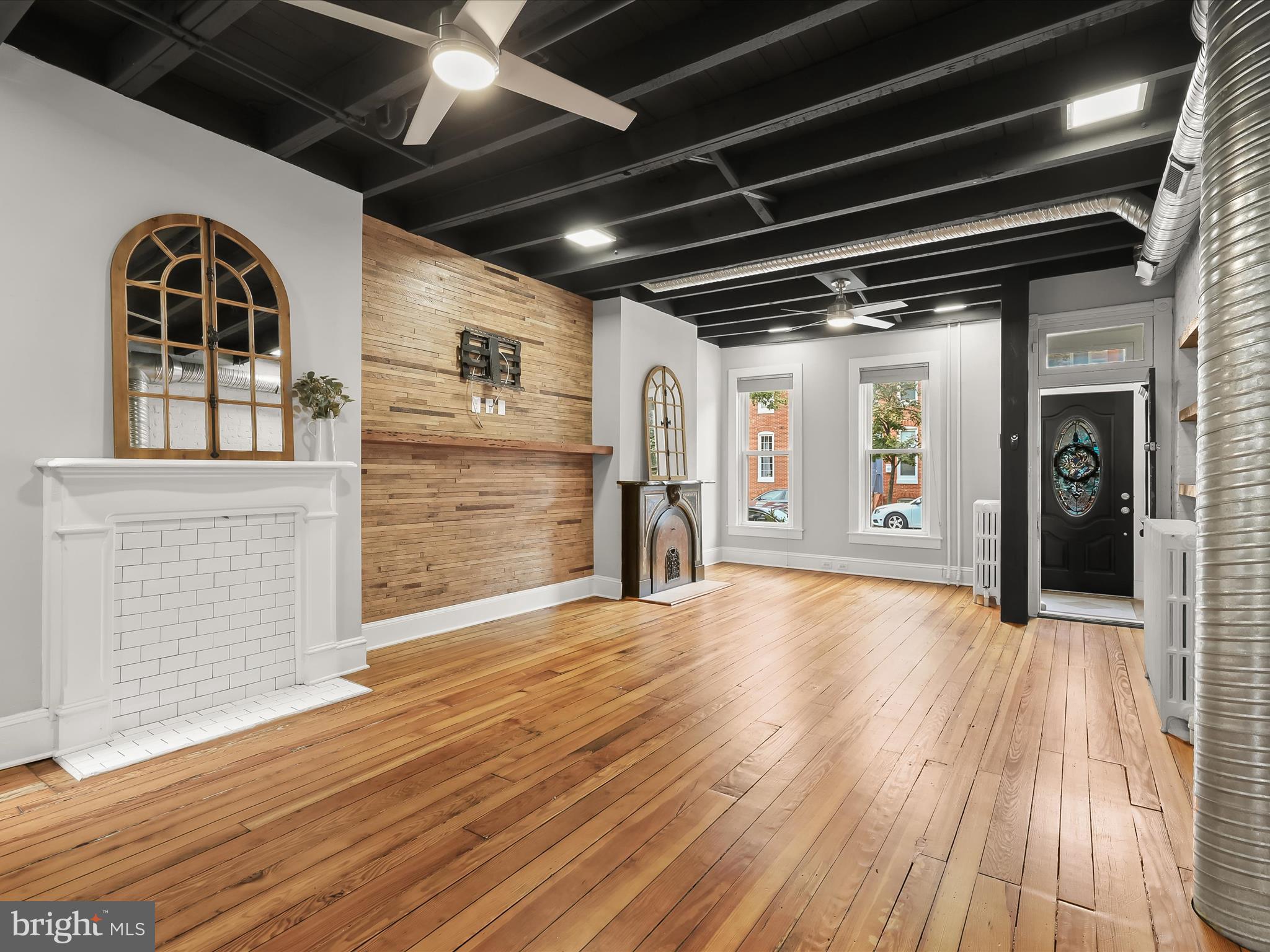 1512 S CHARLES STREET