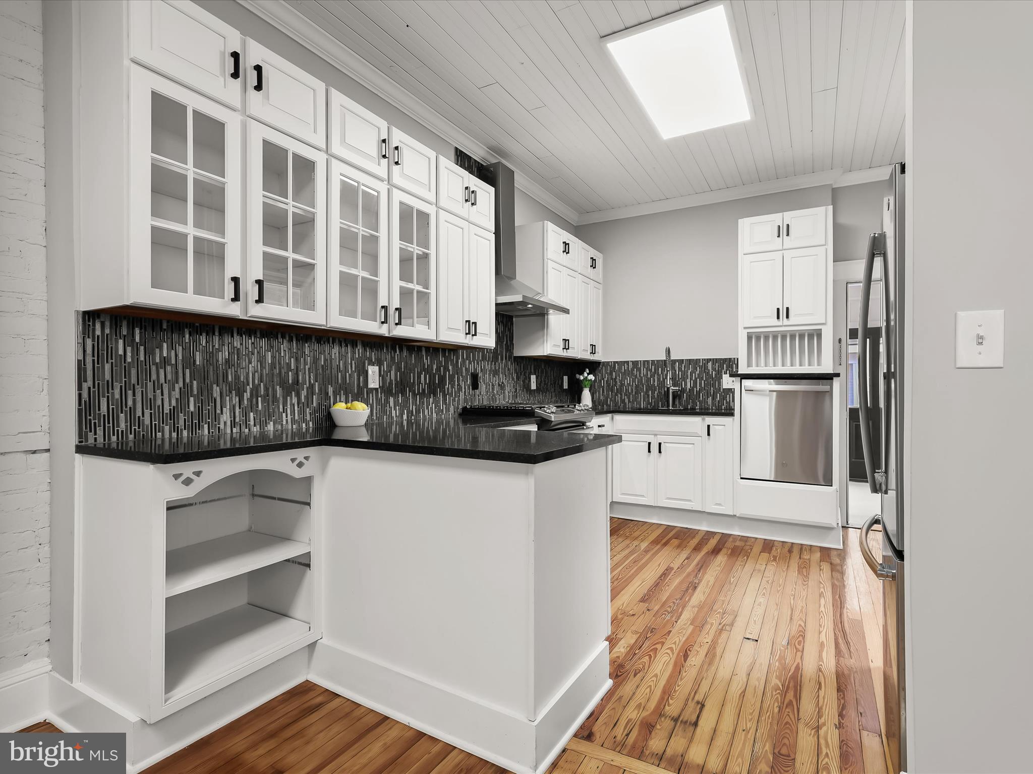 1512 S CHARLES STREET