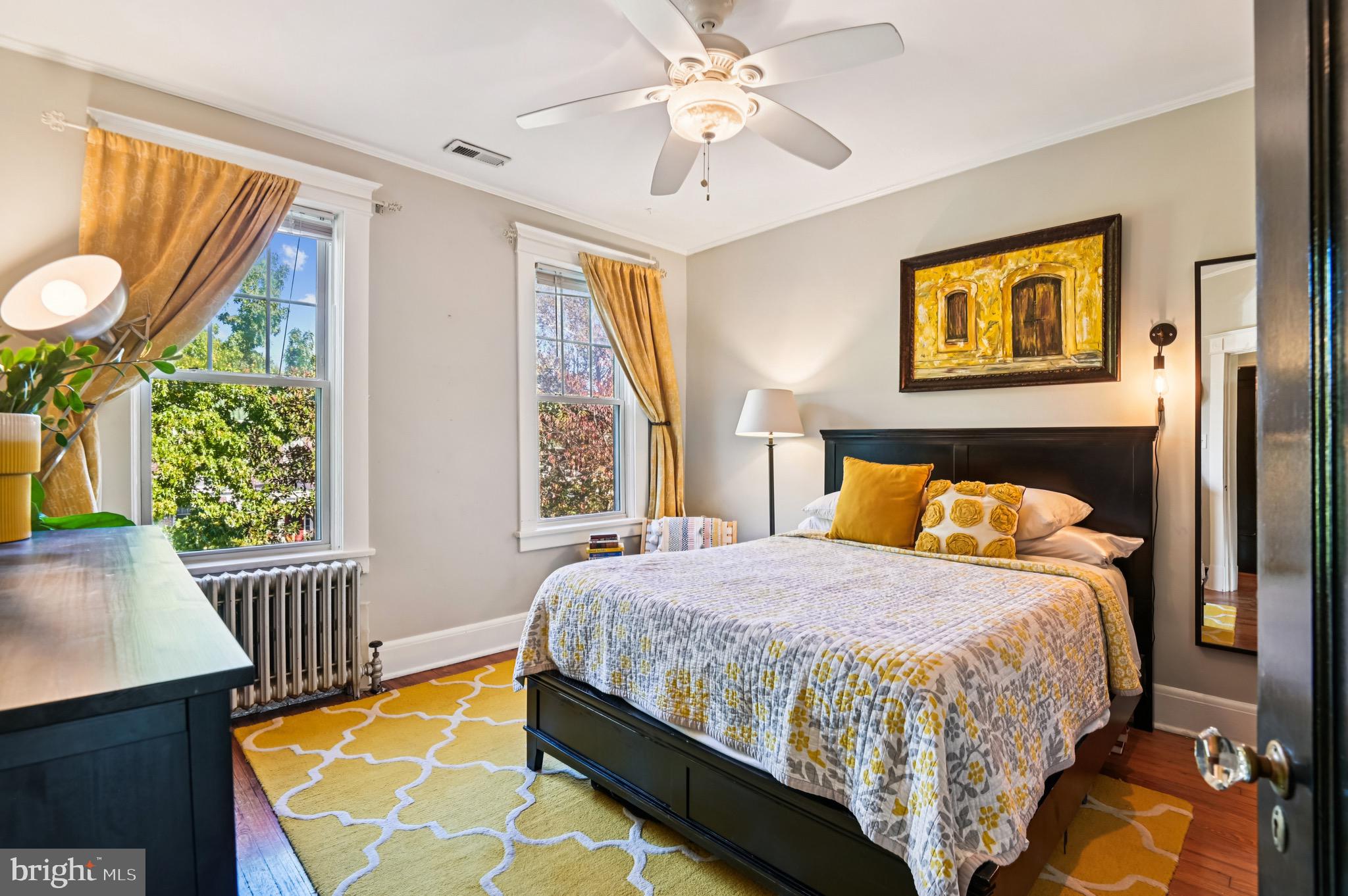 2920 CRESMONT AVENUE