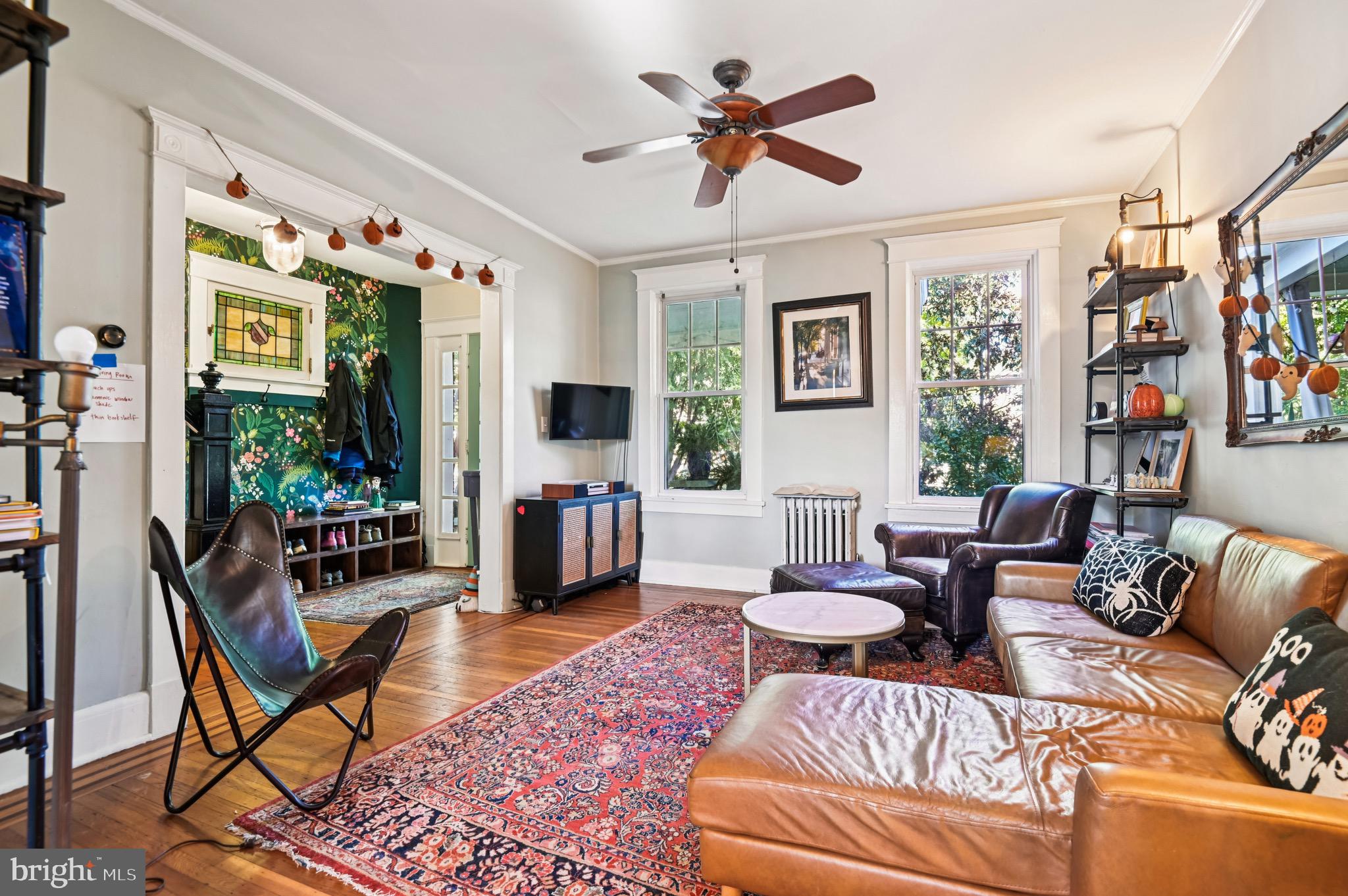 2920 CRESMONT AVENUE