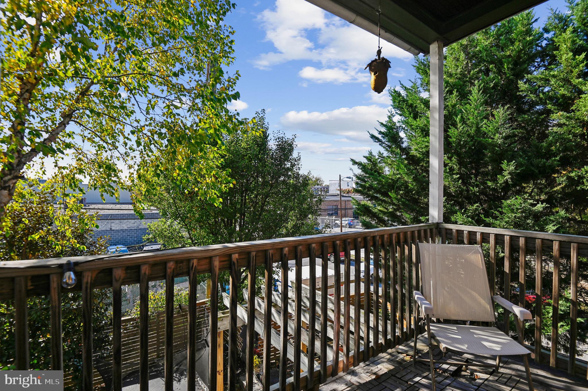 2920 CRESMONT AVENUE