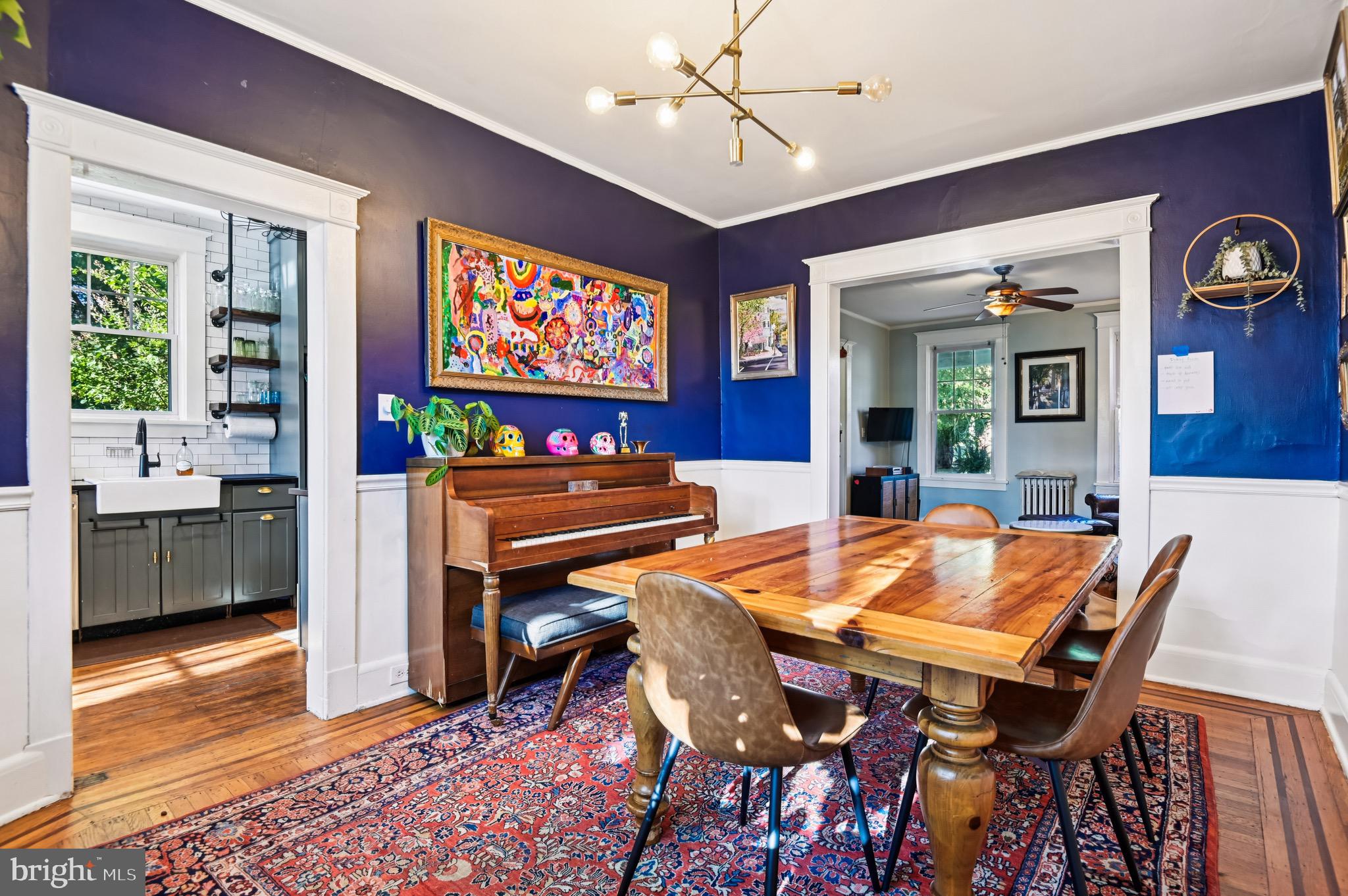 2920 CRESMONT AVENUE