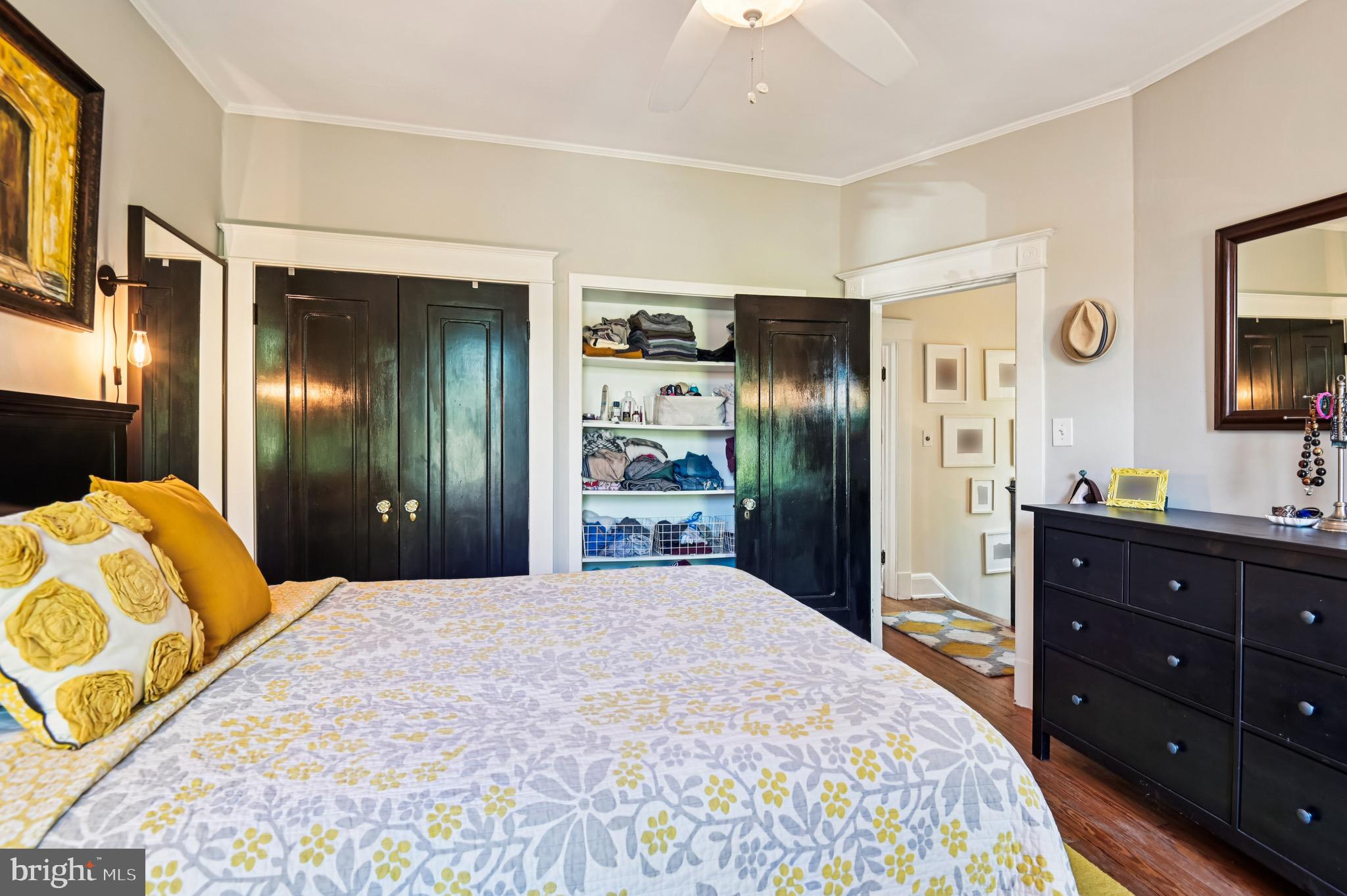 2920 CRESMONT AVENUE