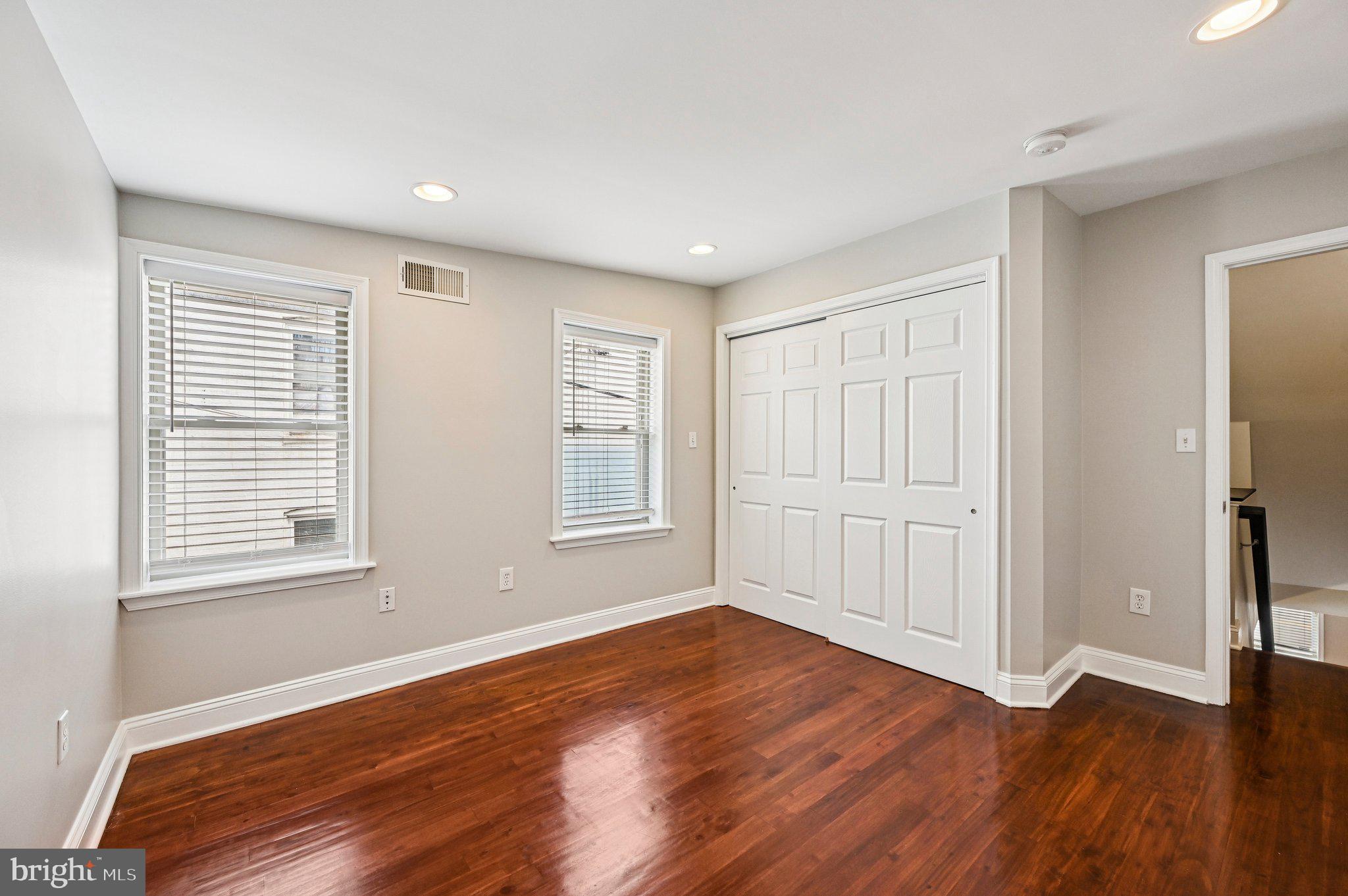 820 S HIGHLAND AVENUE