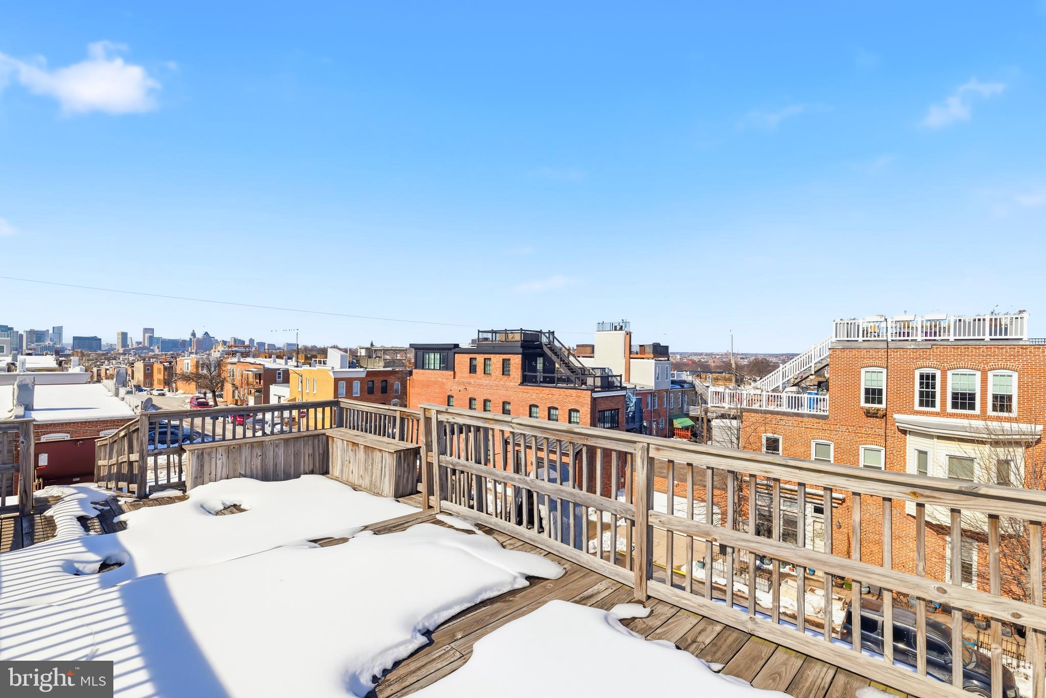 700 S ELLWOOD AVENUE