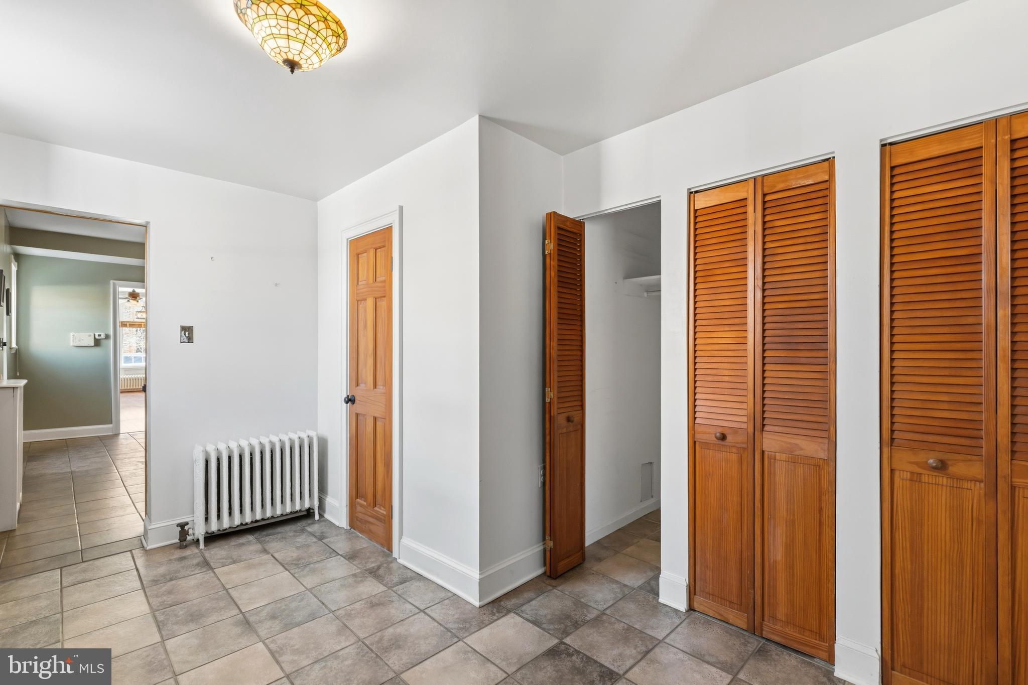 700 S ELLWOOD AVENUE