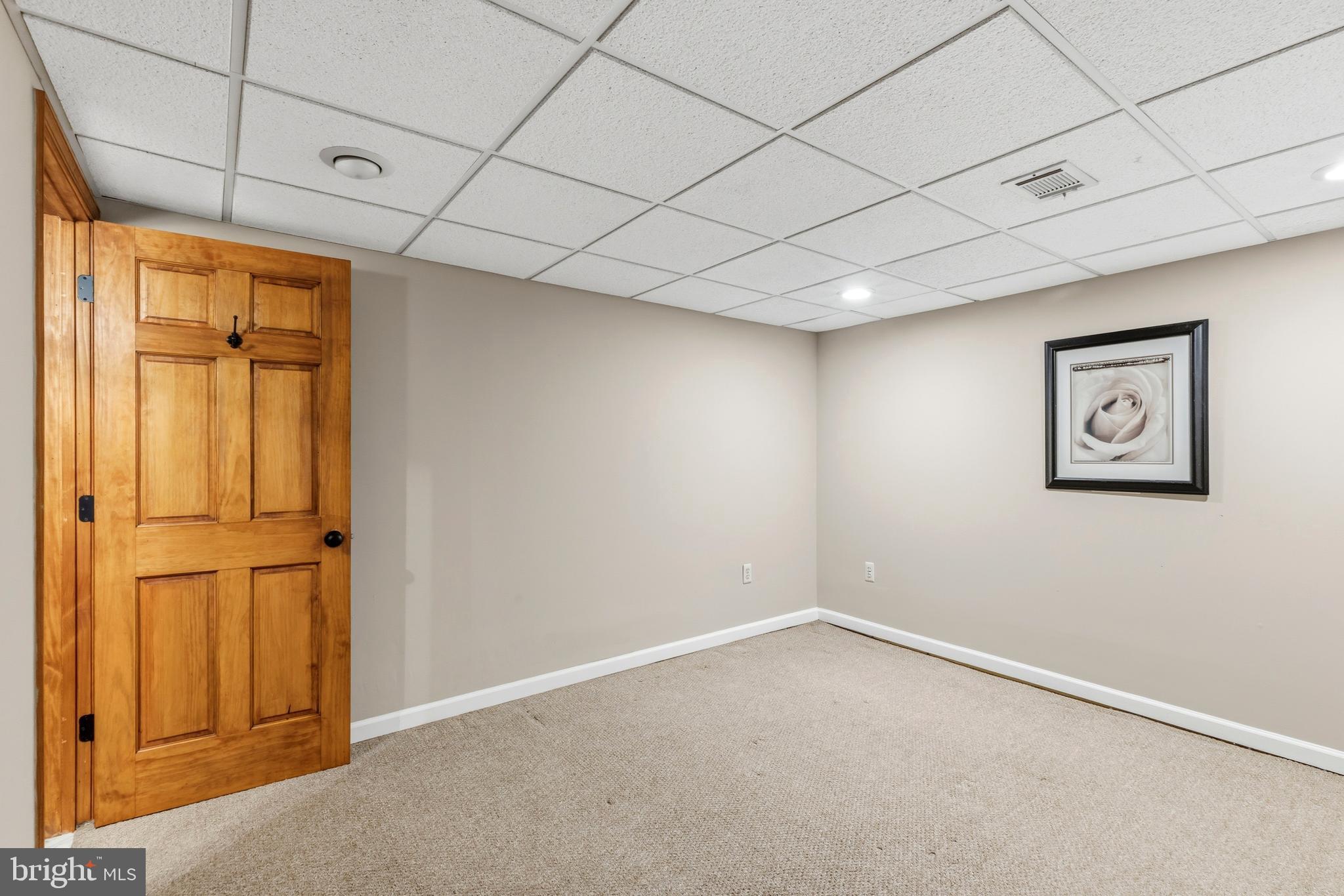 700 S ELLWOOD AVENUE