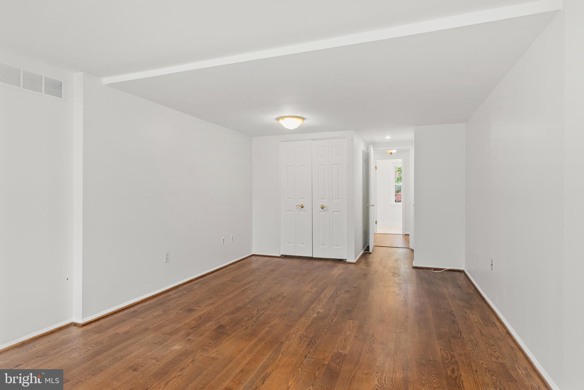 141 W MONTGOMERY STREET