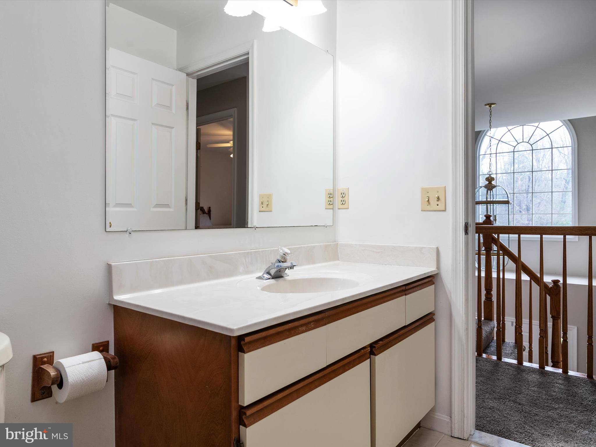 4 FOUNTAINHEAD COURT