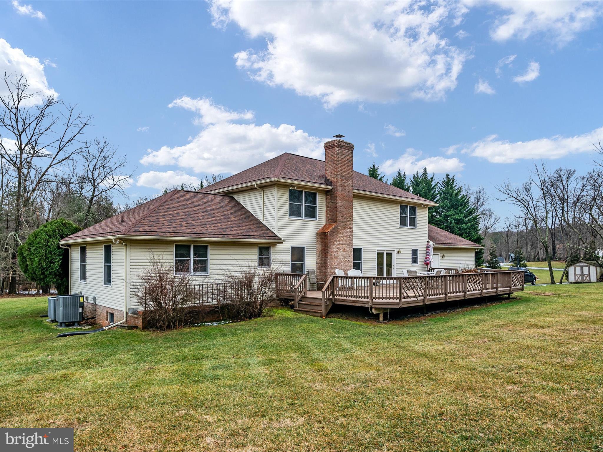 4 FOUNTAINHEAD COURT