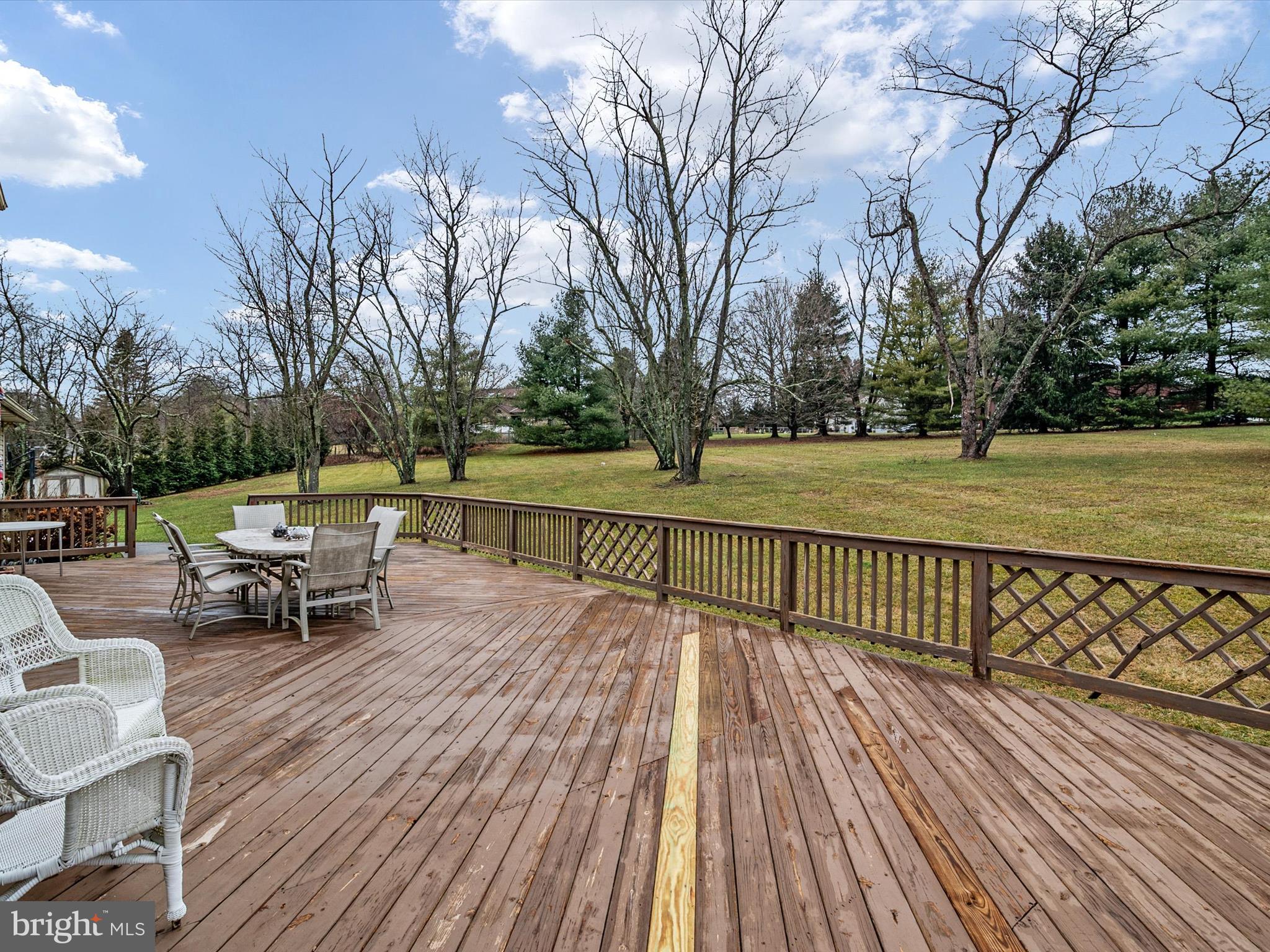 4 FOUNTAINHEAD COURT