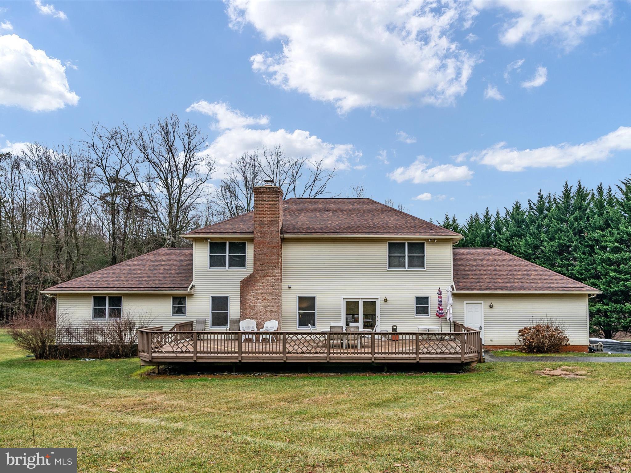 4 FOUNTAINHEAD COURT