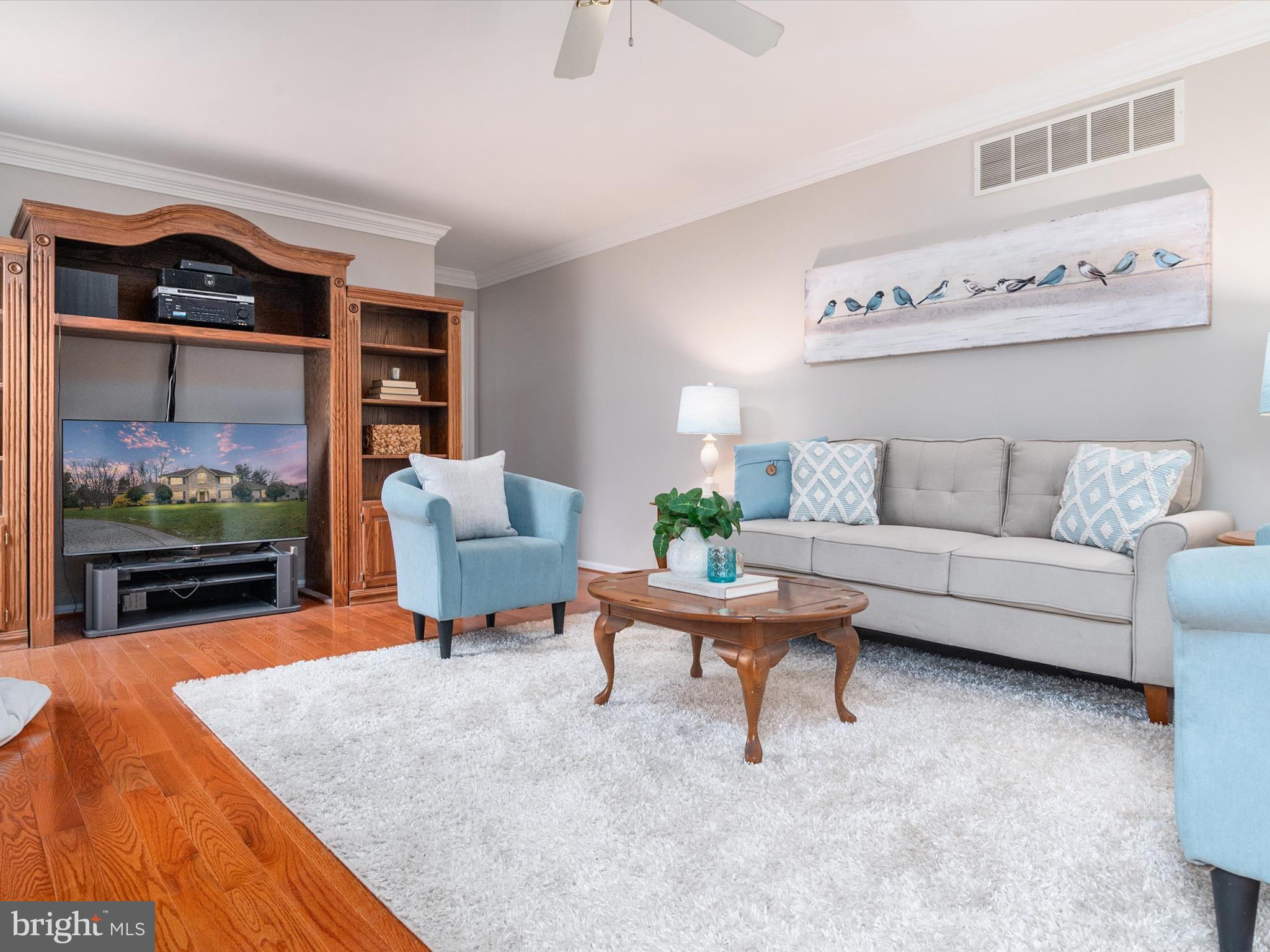 4 FOUNTAINHEAD COURT