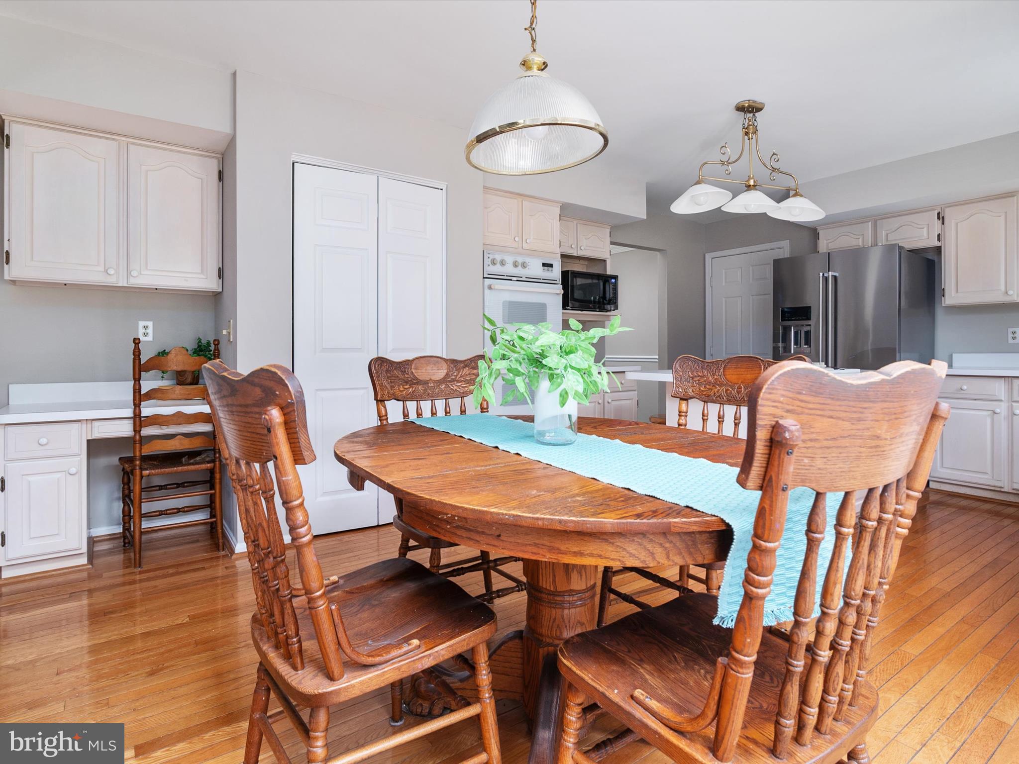 4 FOUNTAINHEAD COURT