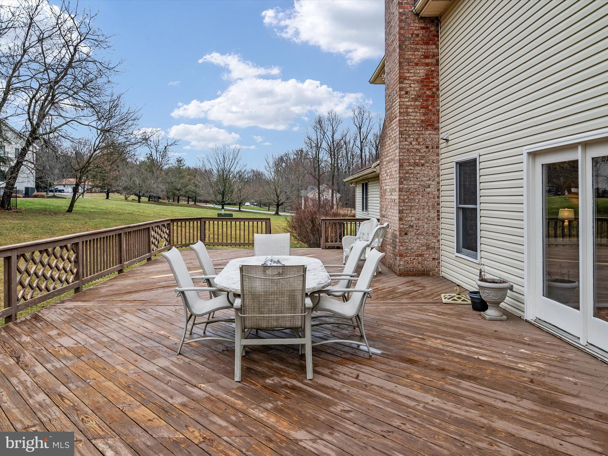 4 FOUNTAINHEAD COURT