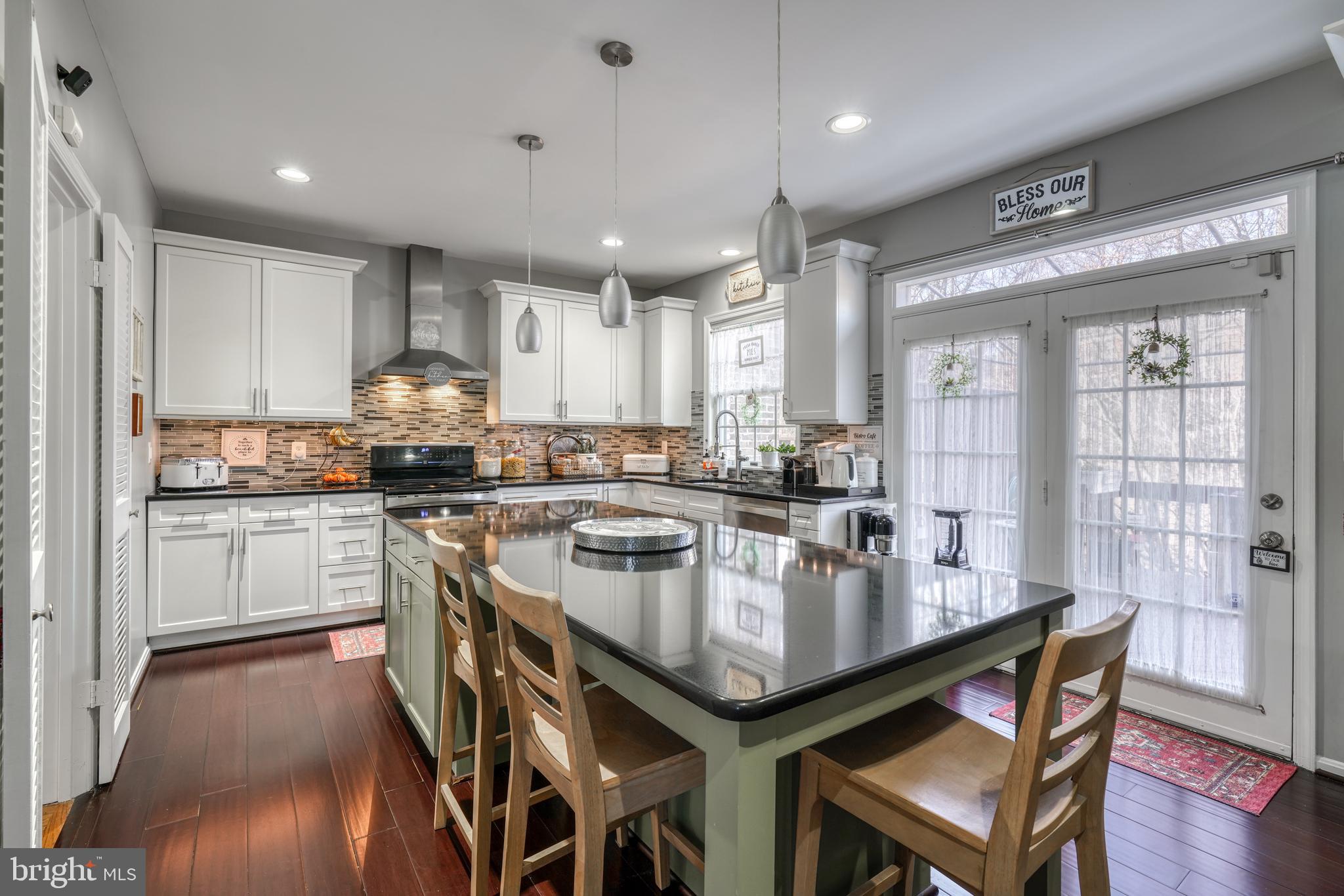 14 BALLYBUNION COURT