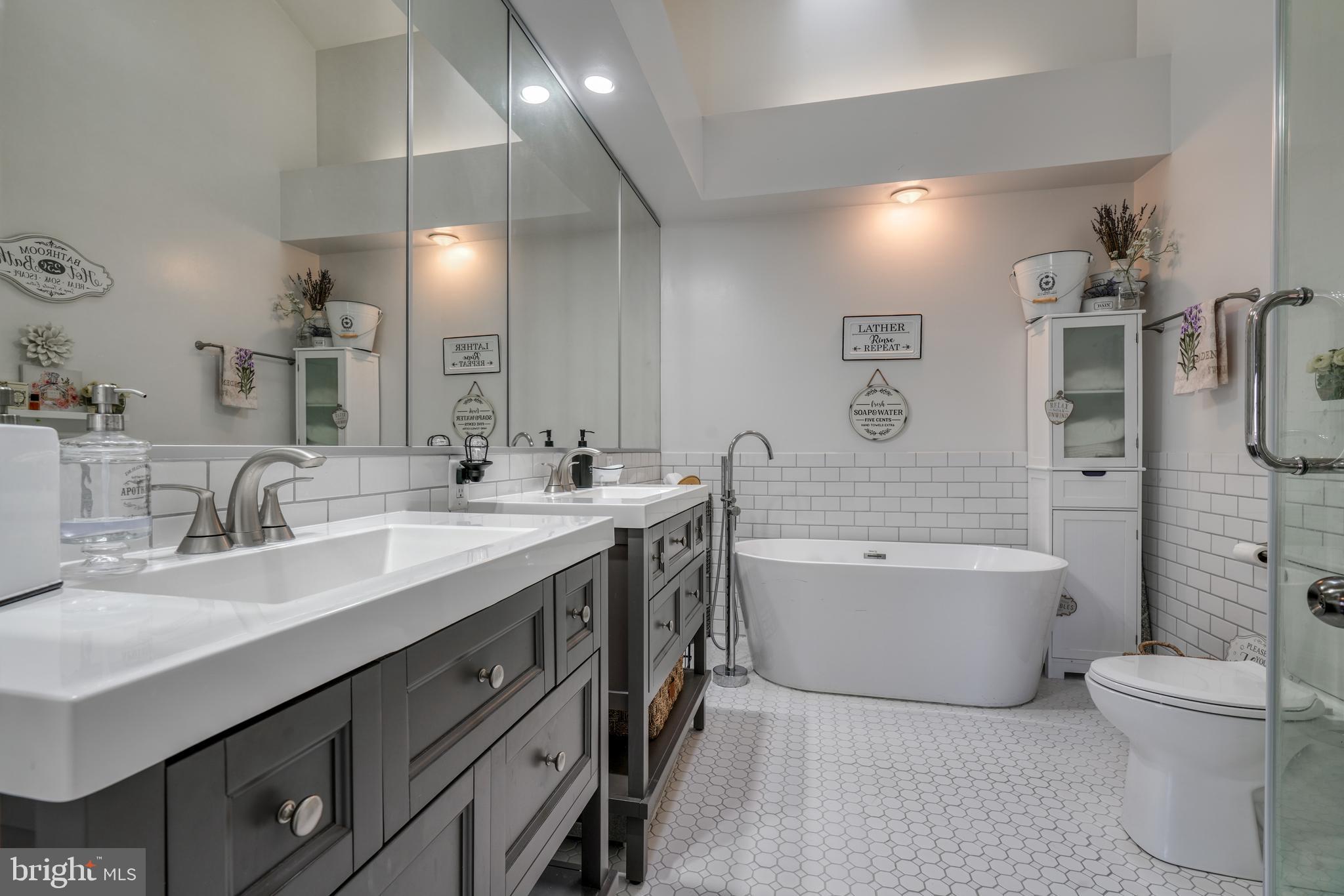 14 BALLYBUNION COURT