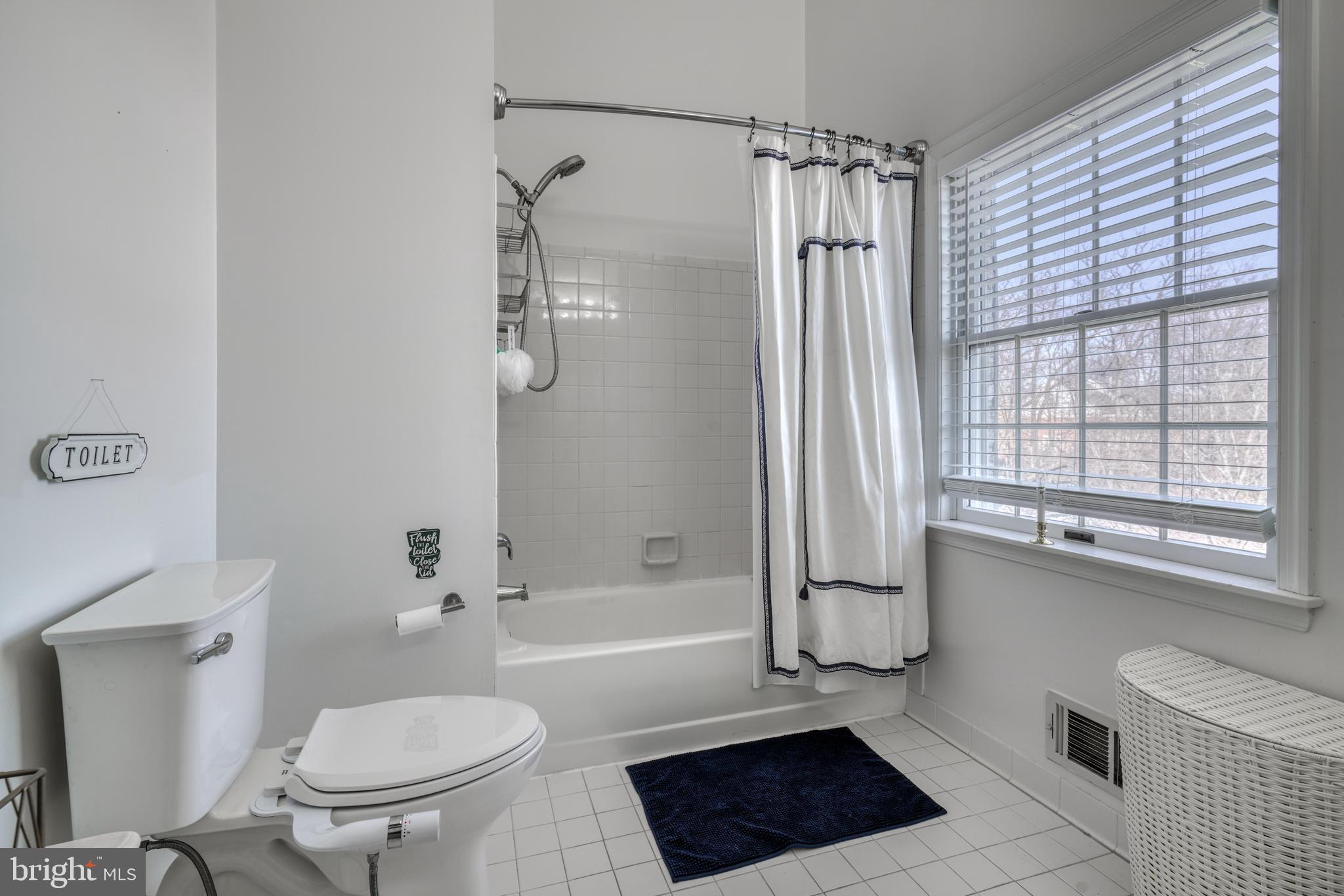 14 BALLYBUNION COURT