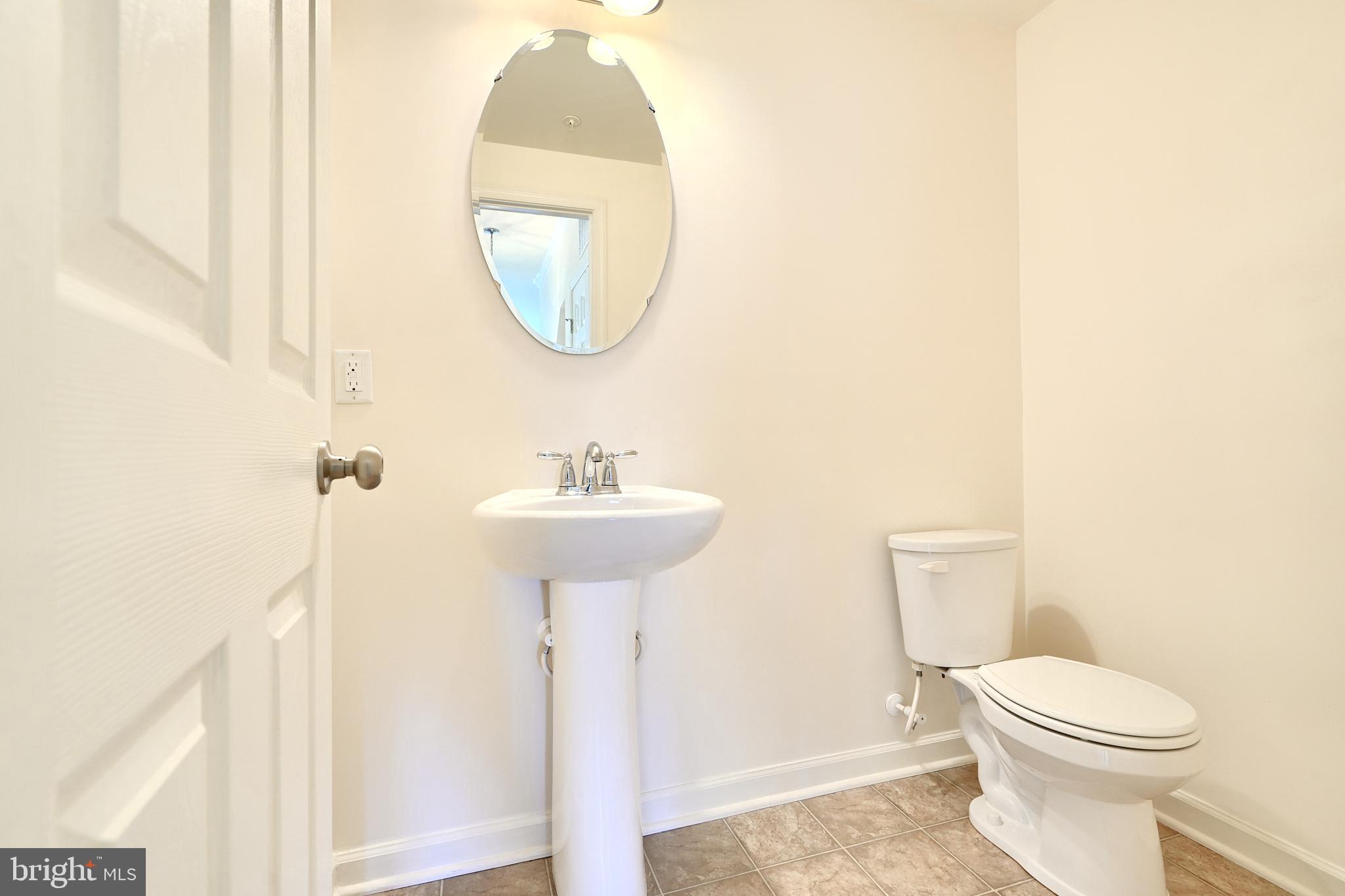 9344 ESPLANADE COURT B