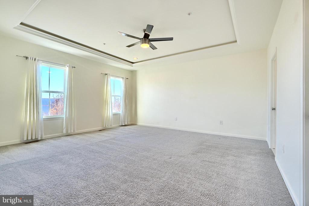 9344 ESPLANADE COURT B