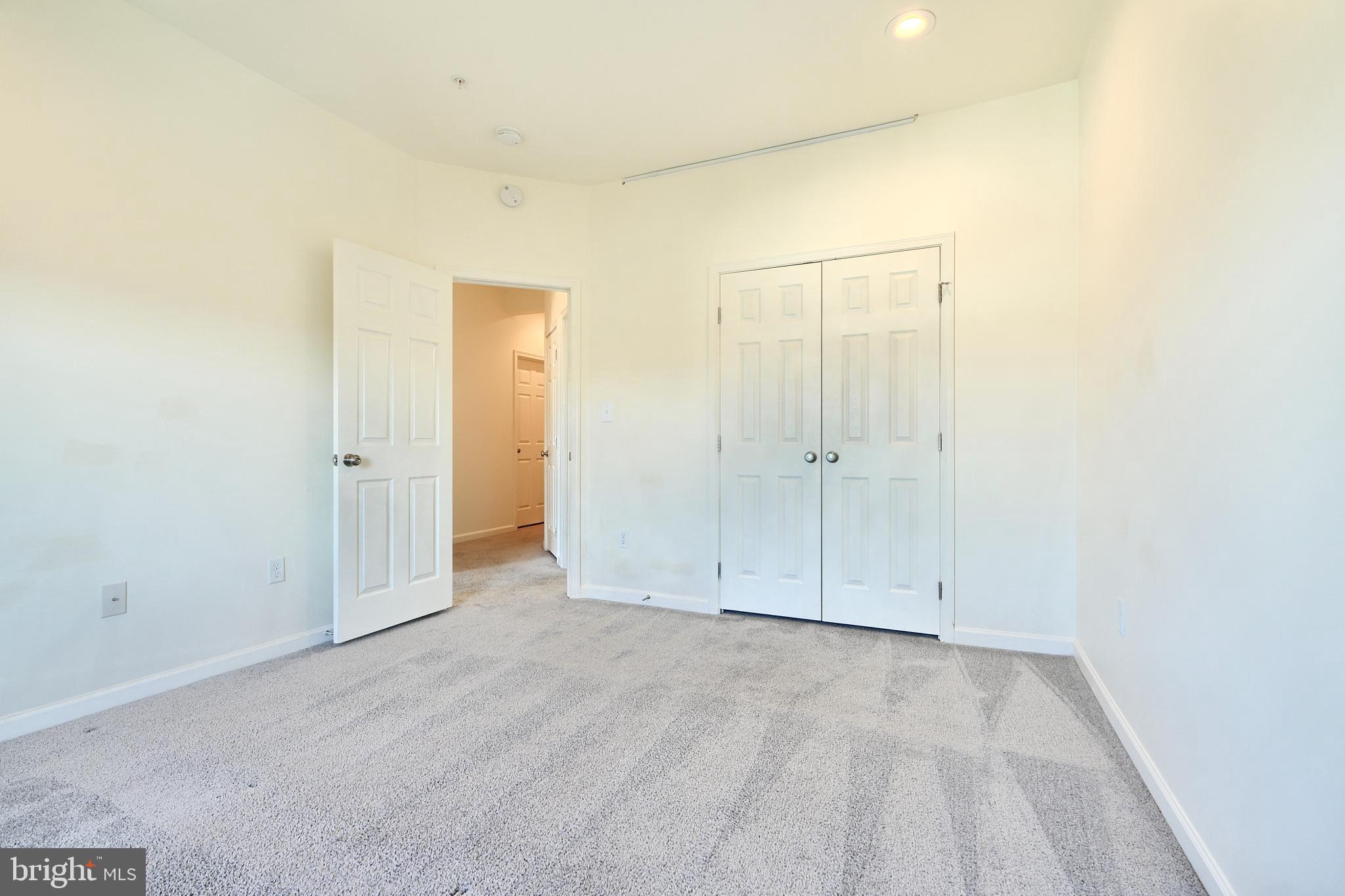 9344 ESPLANADE COURT B