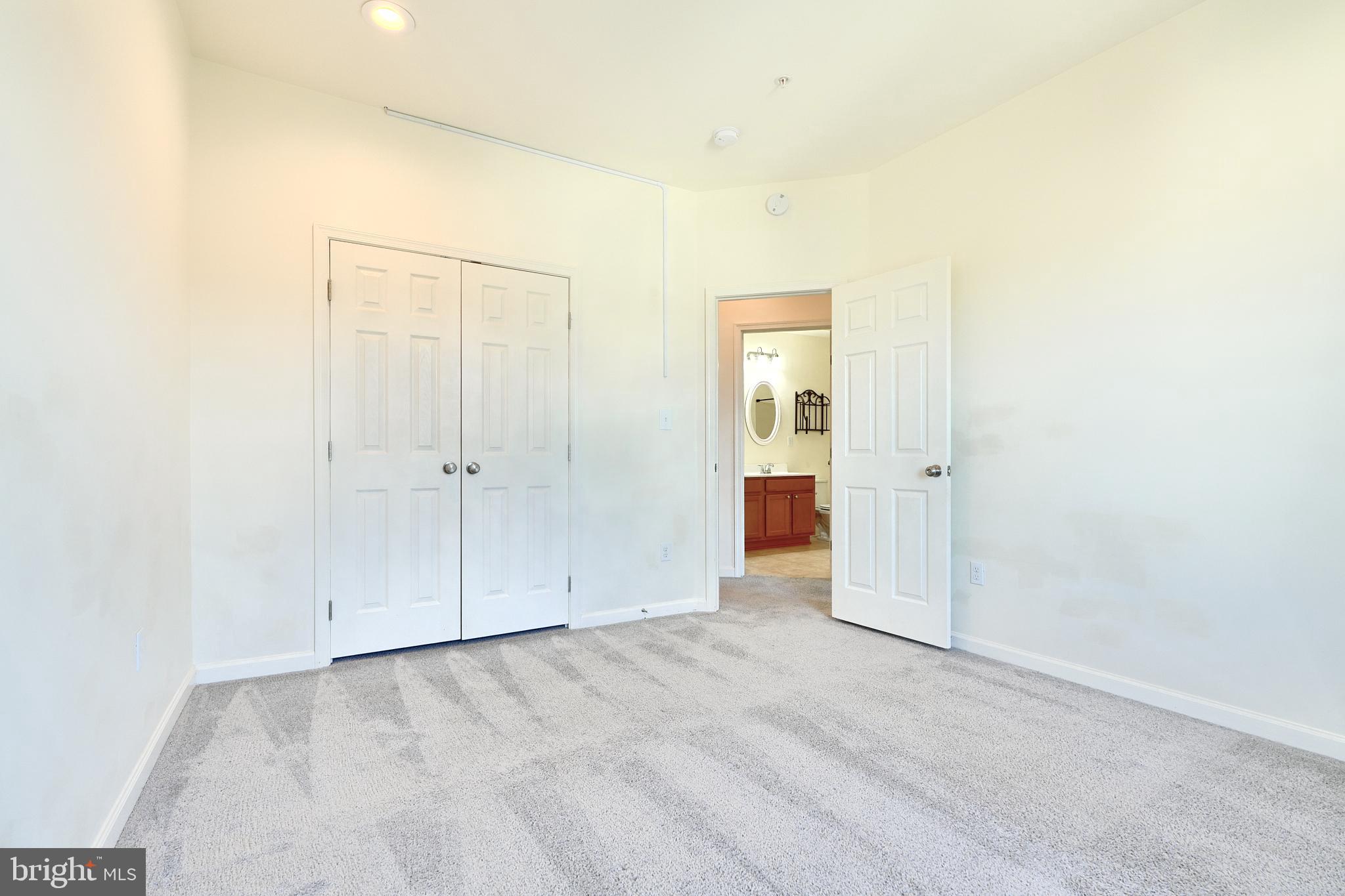 9344 ESPLANADE COURT B