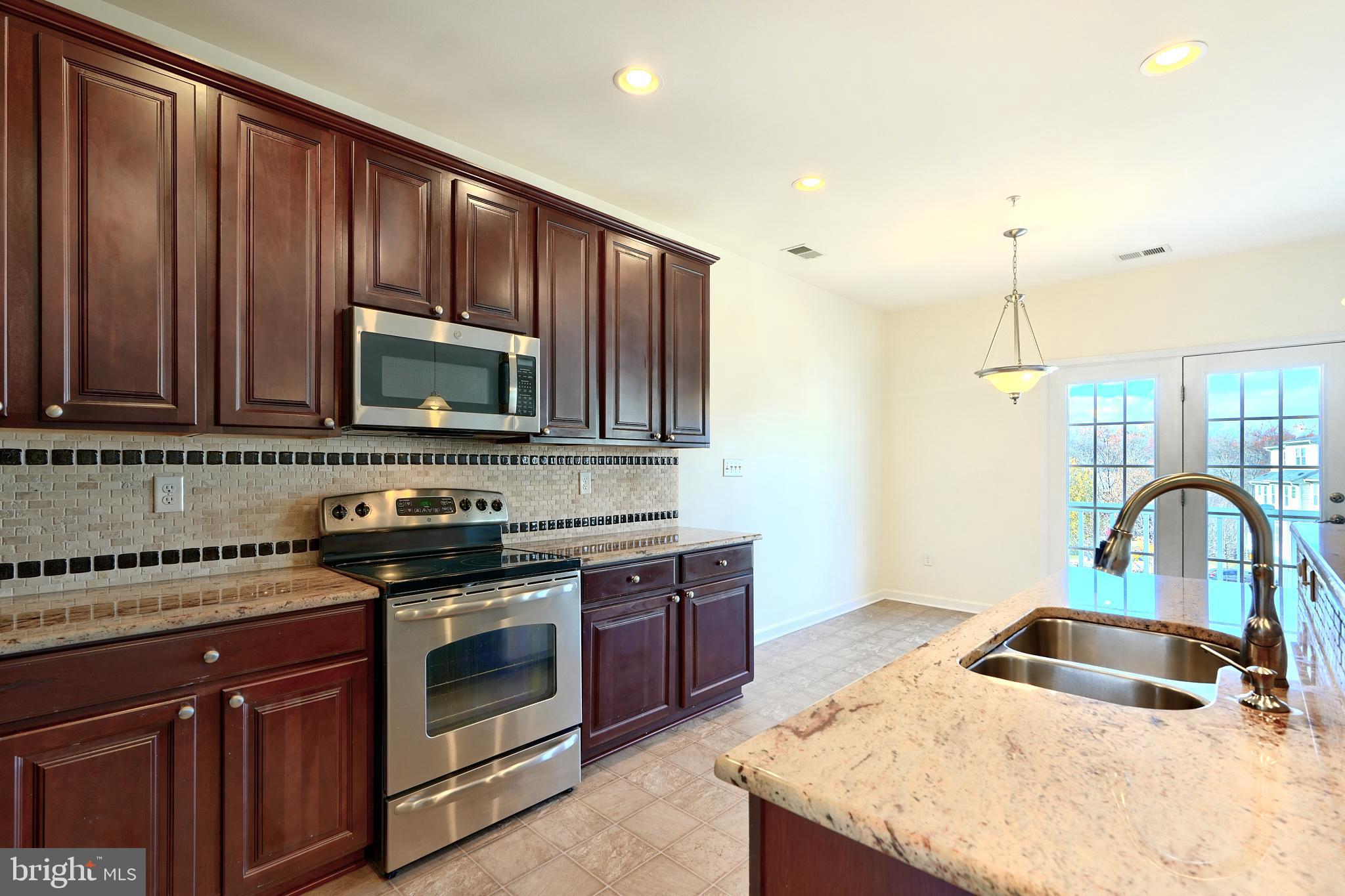 9344 ESPLANADE COURT B