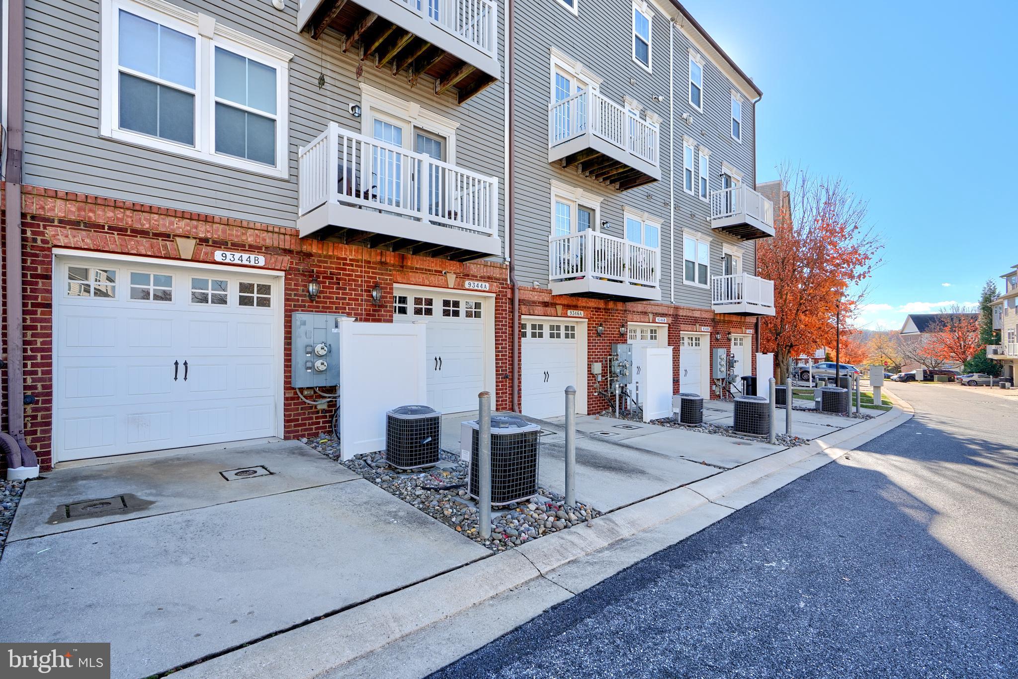 9344 ESPLANADE COURT B