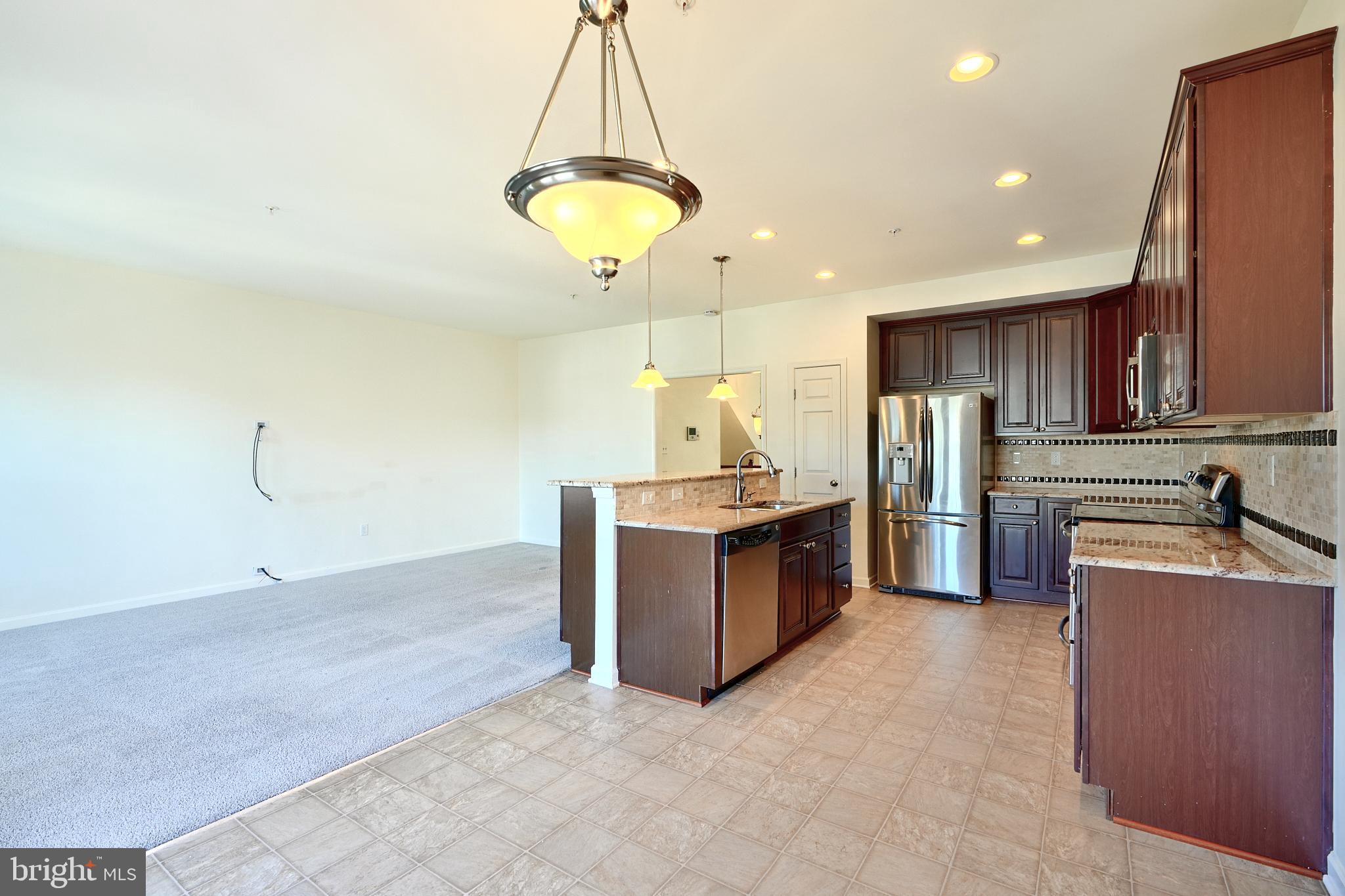 9344 ESPLANADE COURT B