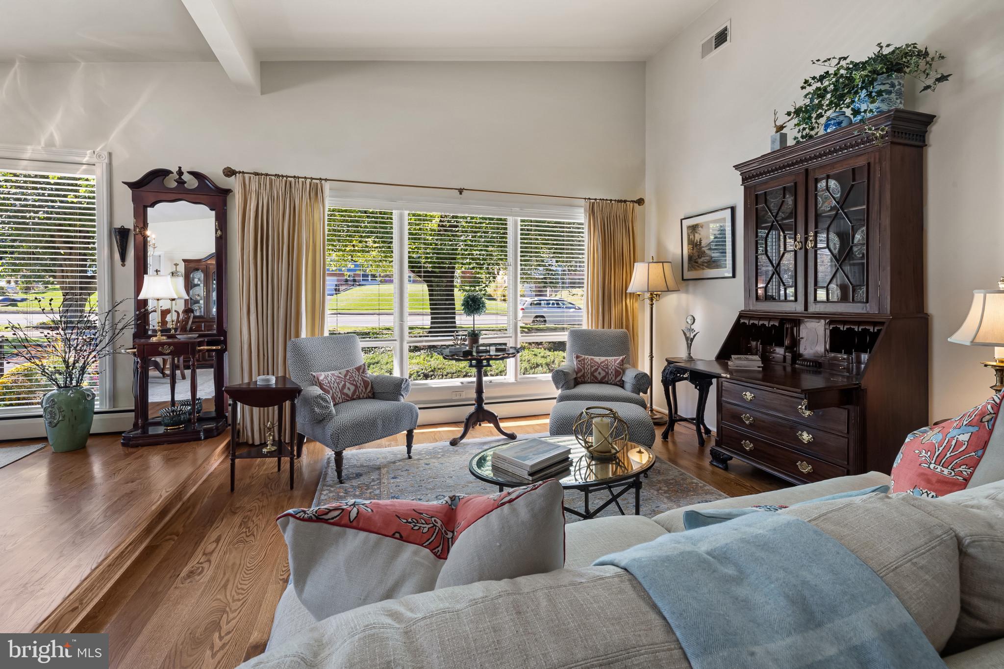 924 CROMWELL BRIDGE ROAD