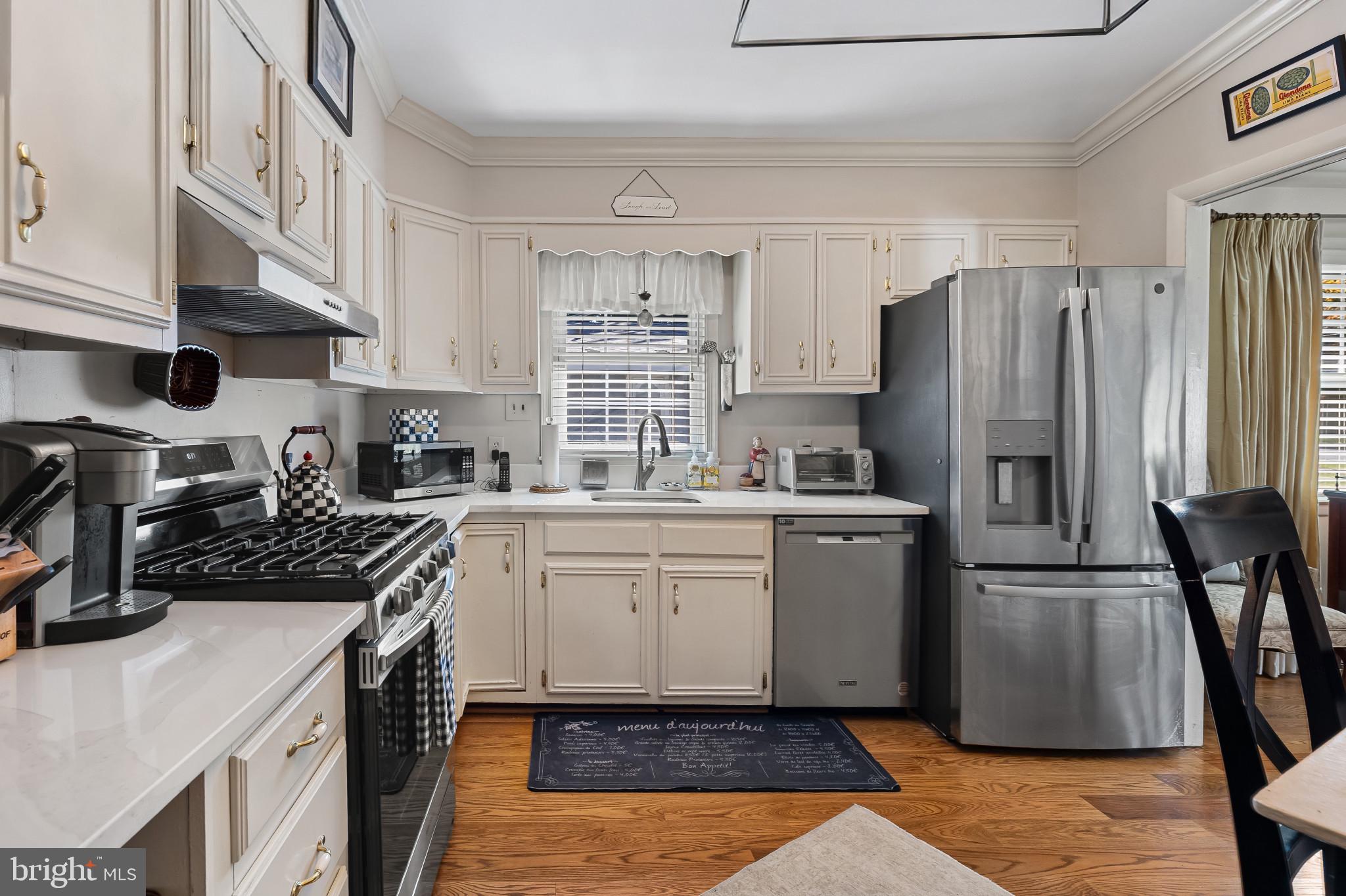 924 CROMWELL BRIDGE ROAD