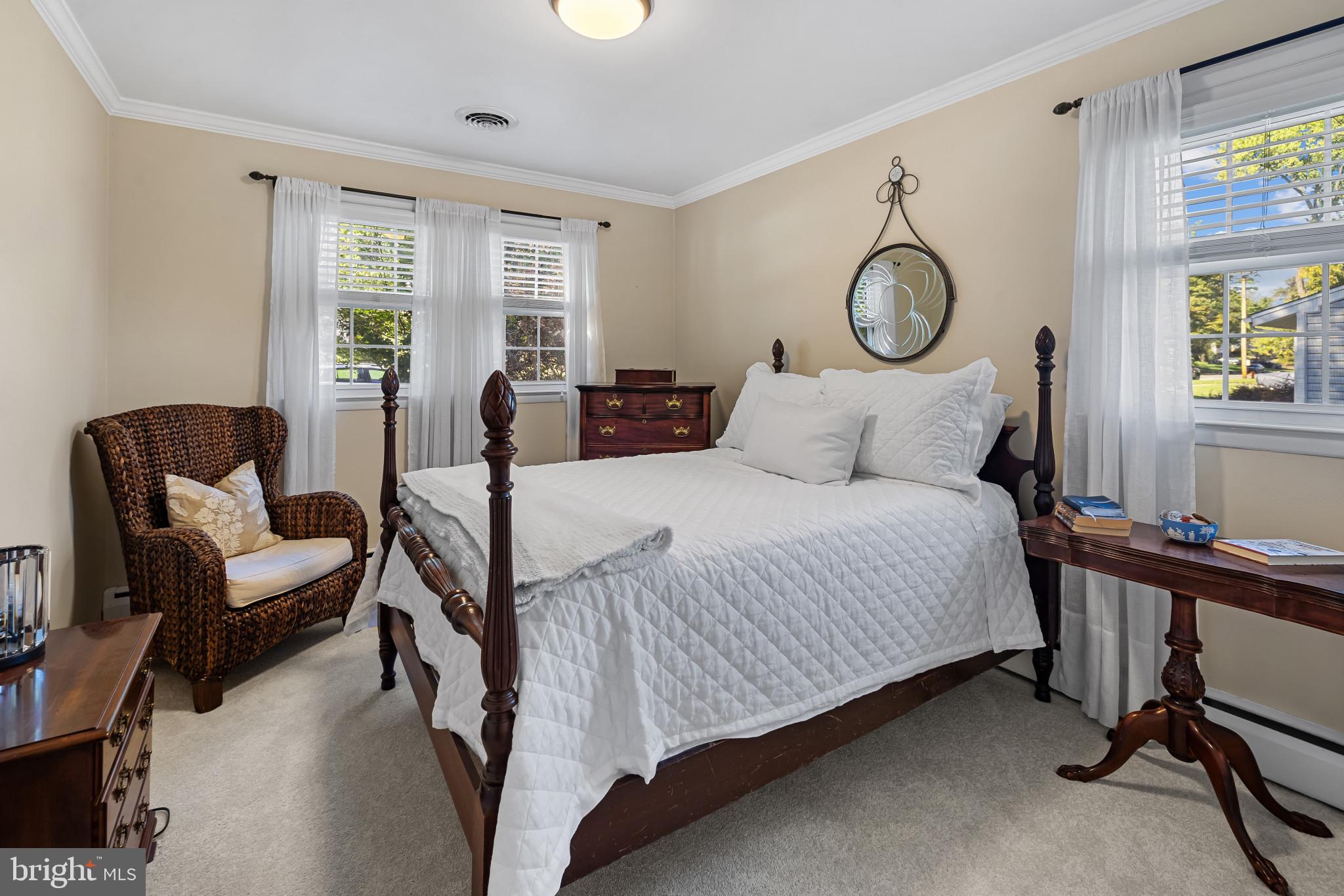 924 CROMWELL BRIDGE ROAD