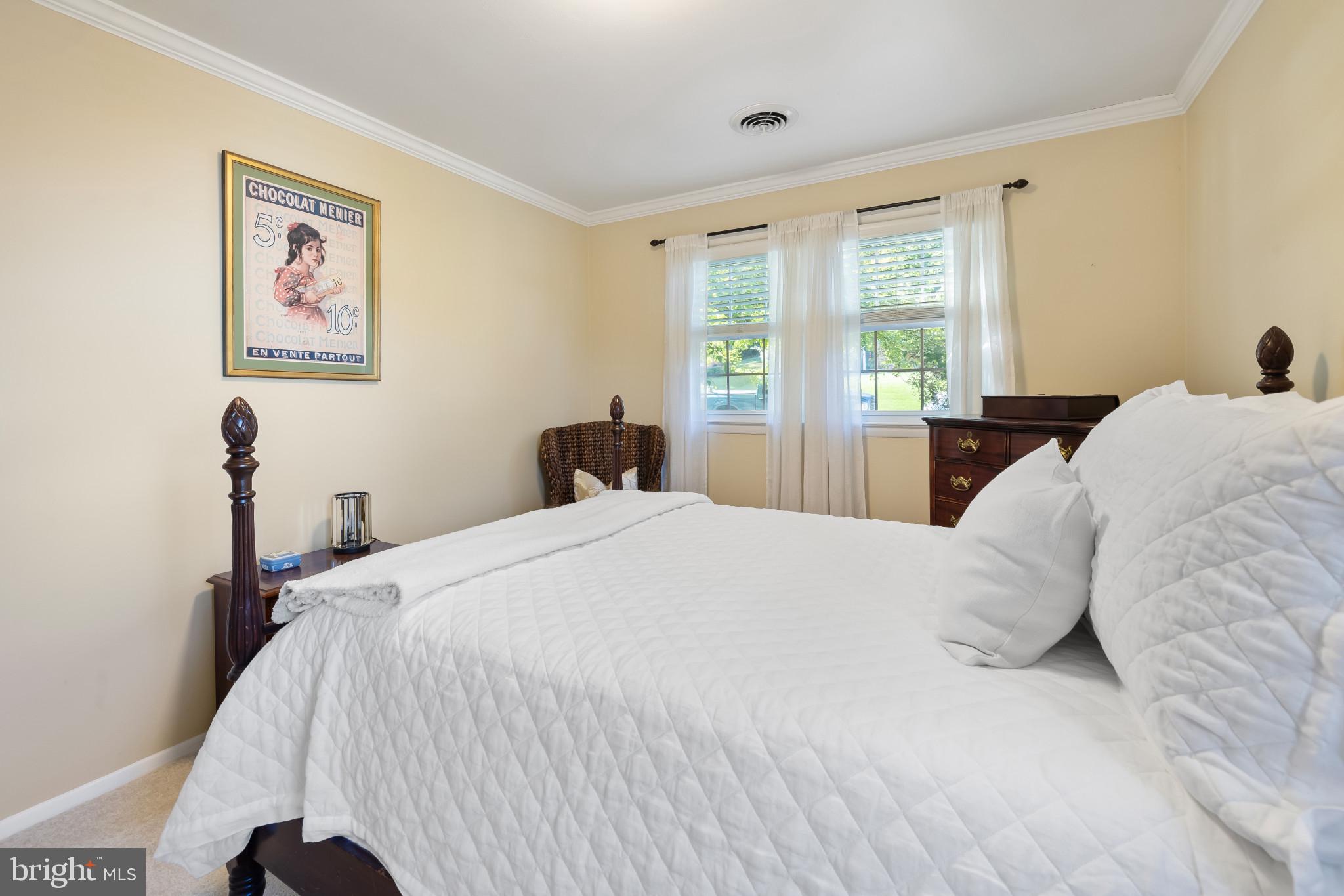 924 CROMWELL BRIDGE ROAD