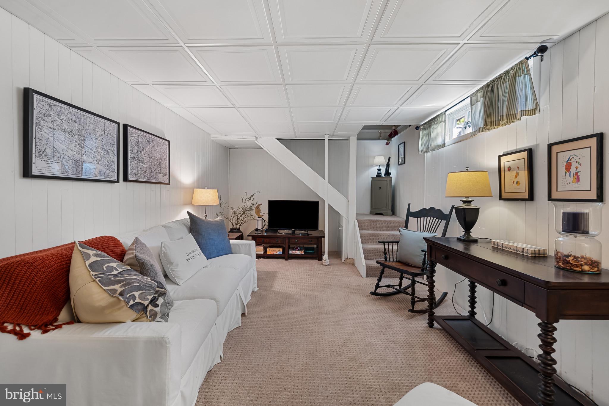 924 CROMWELL BRIDGE ROAD