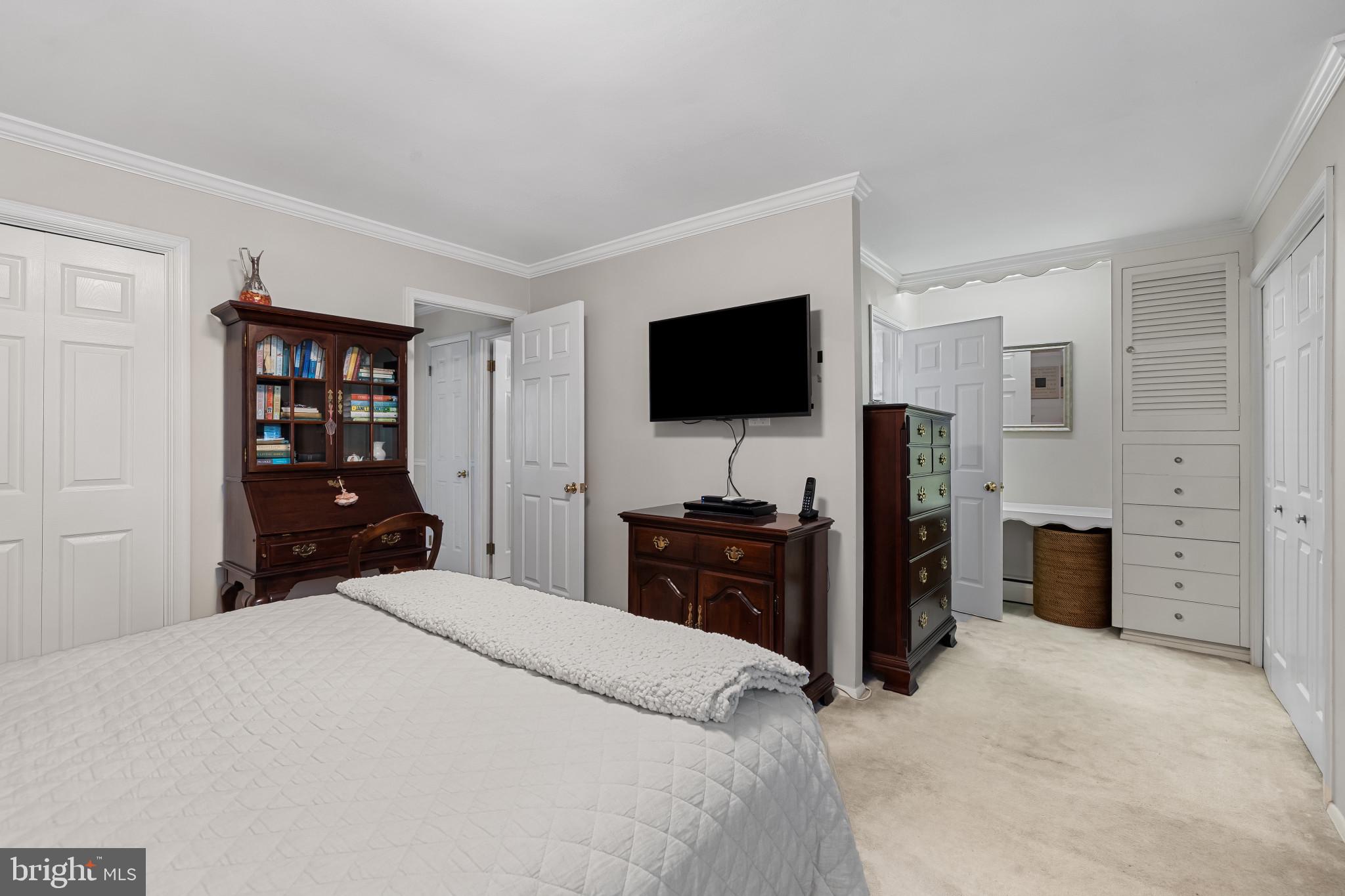 924 CROMWELL BRIDGE ROAD