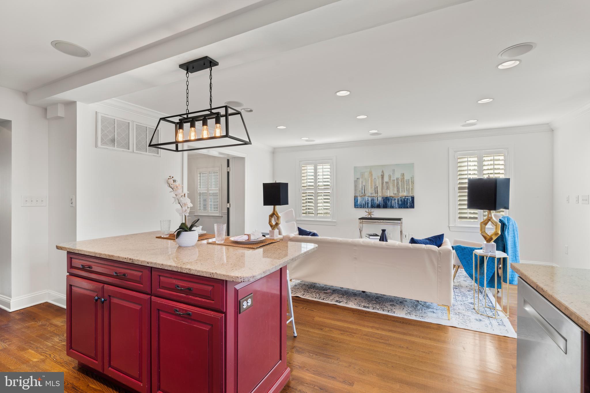 310 WORTHINGTON ROAD