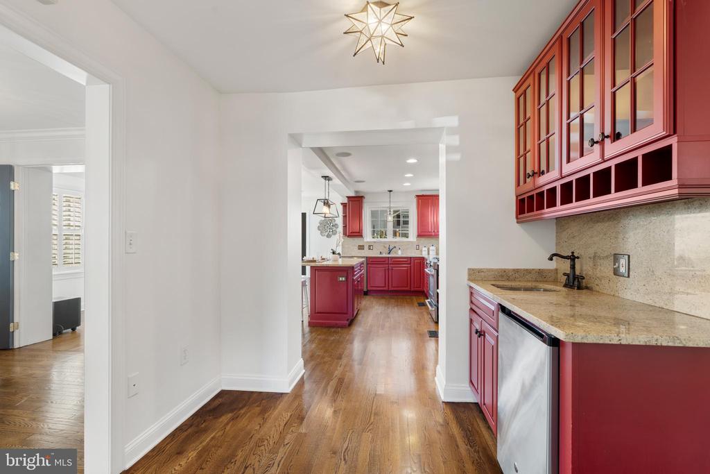 310 WORTHINGTON ROAD