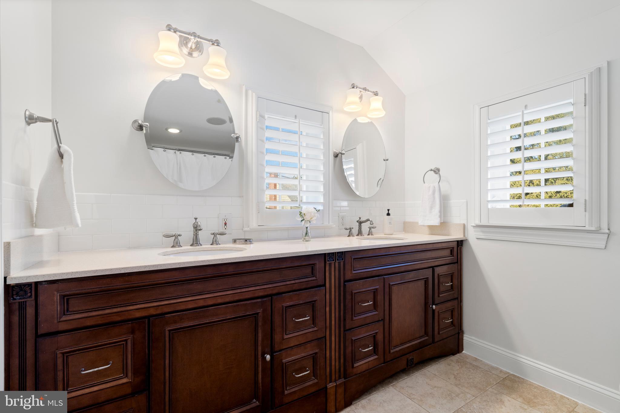 310 WORTHINGTON ROAD