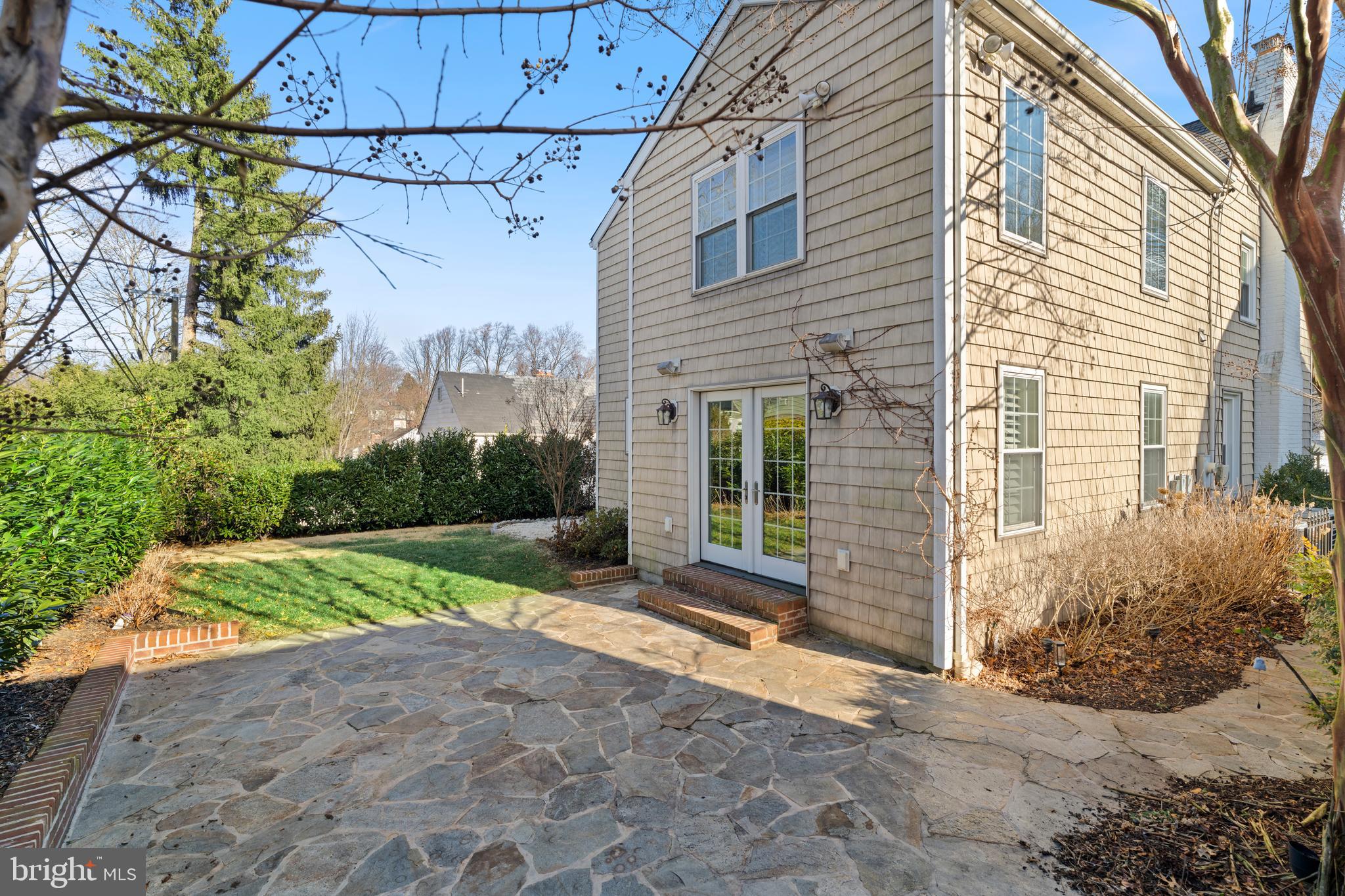 310 WORTHINGTON ROAD