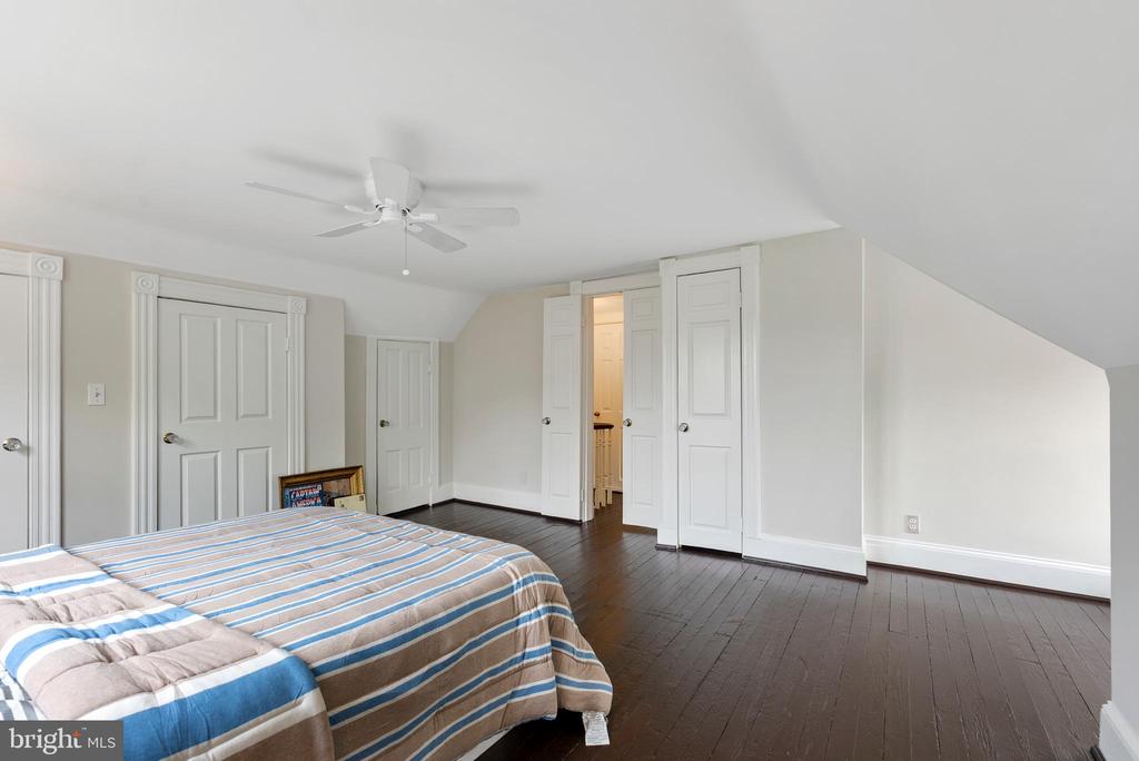 1600 W JOPPA ROAD