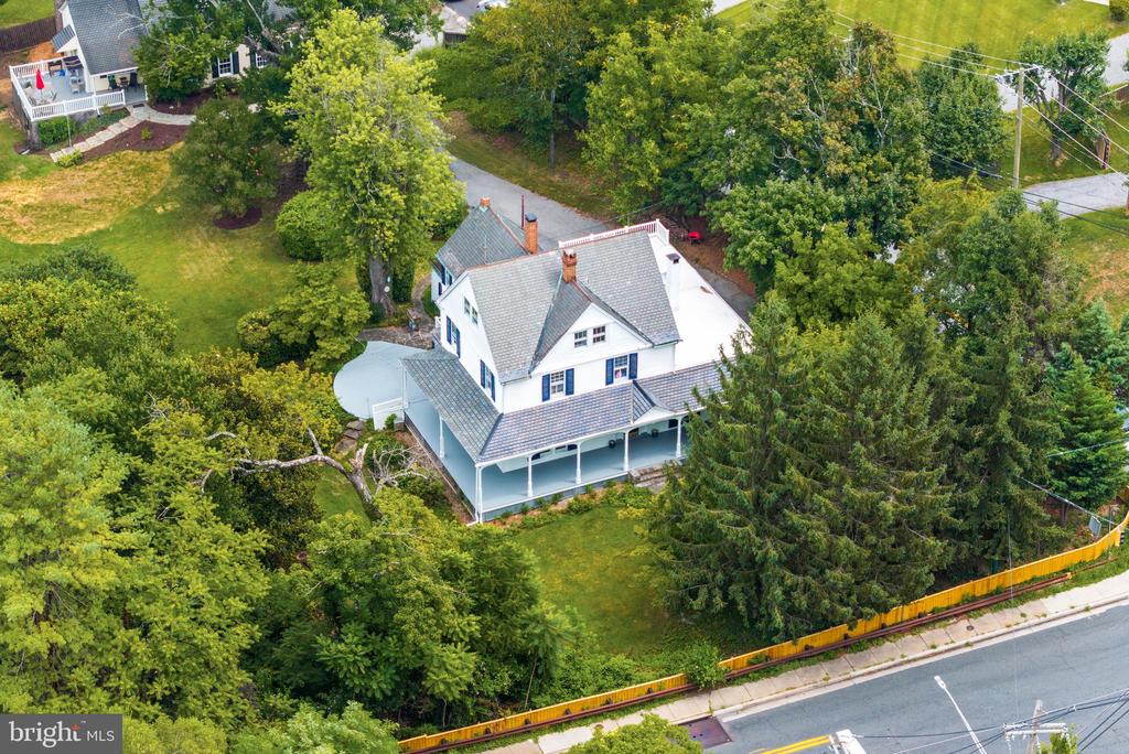 1600 W JOPPA ROAD