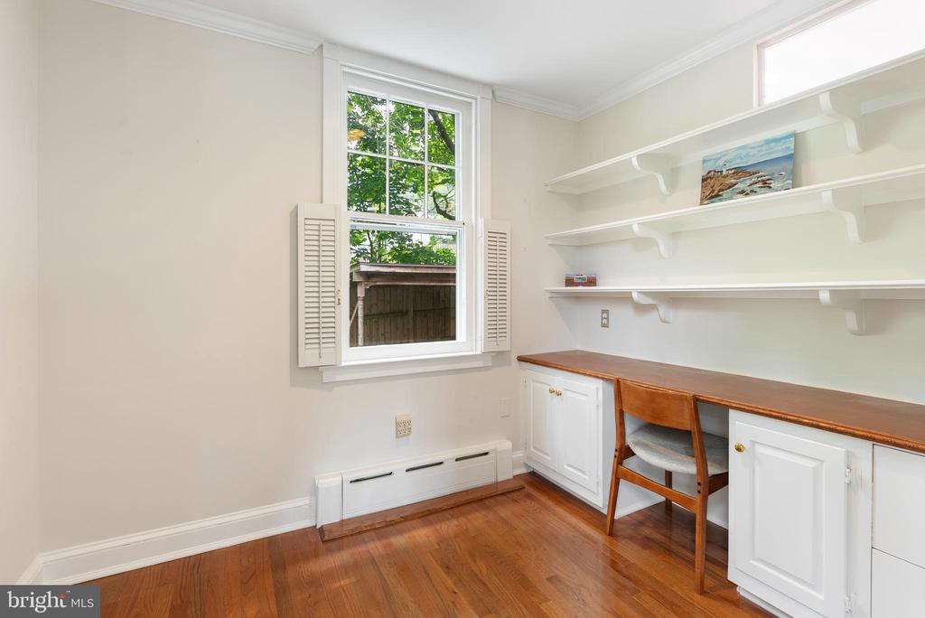 1600 W JOPPA ROAD
