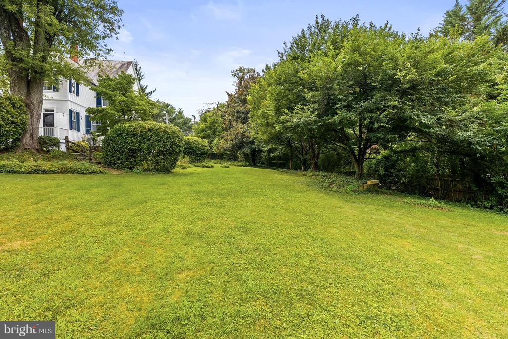1600 W JOPPA ROAD