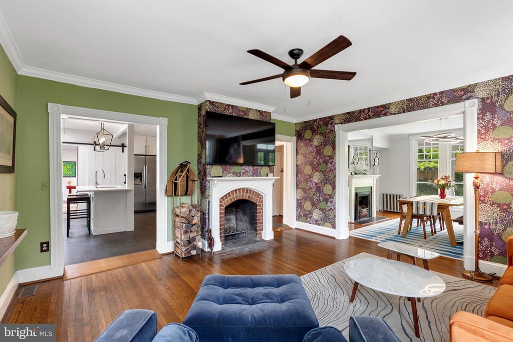 1600 W JOPPA ROAD